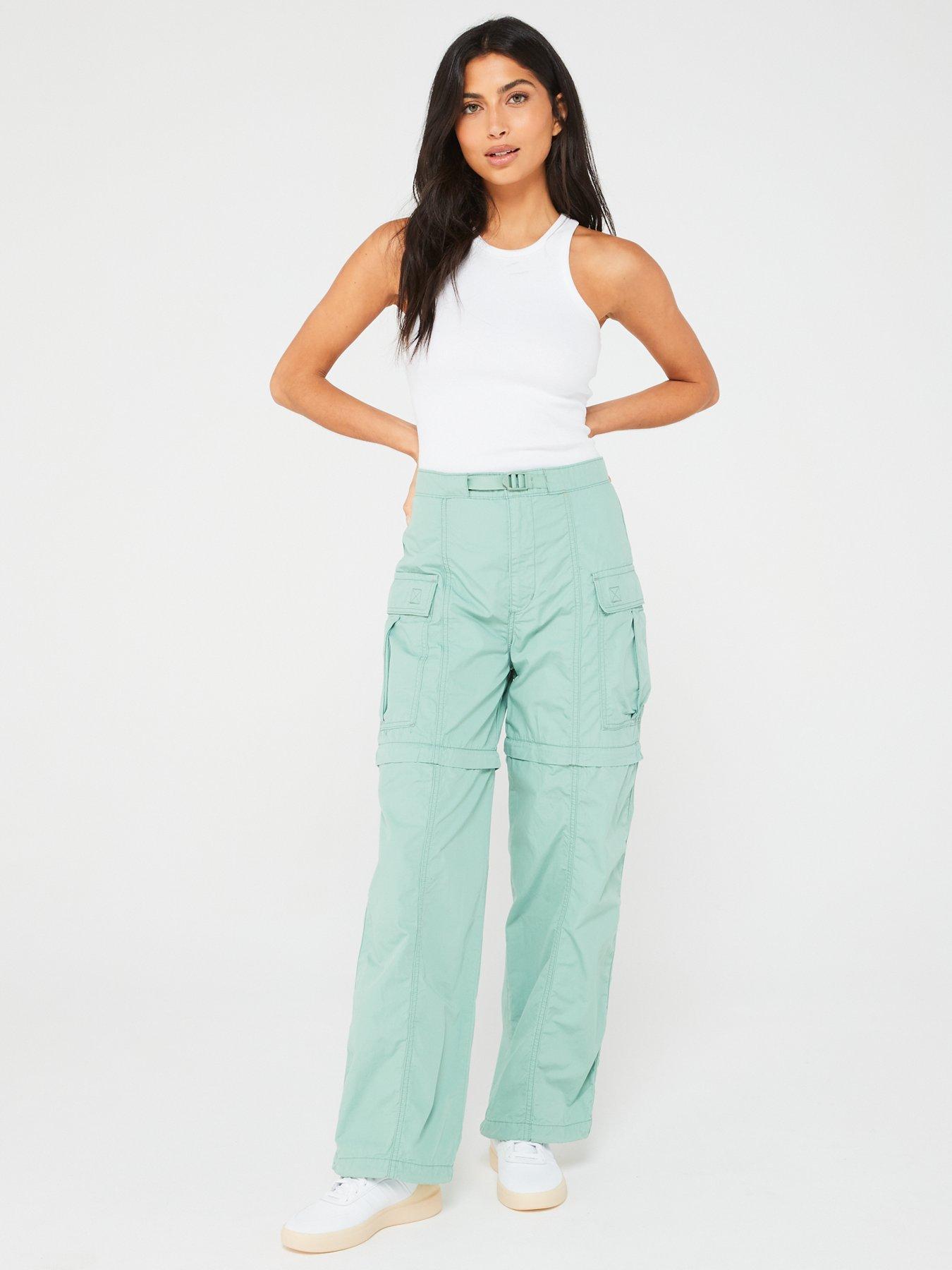 Levis green 2024 cargo pants