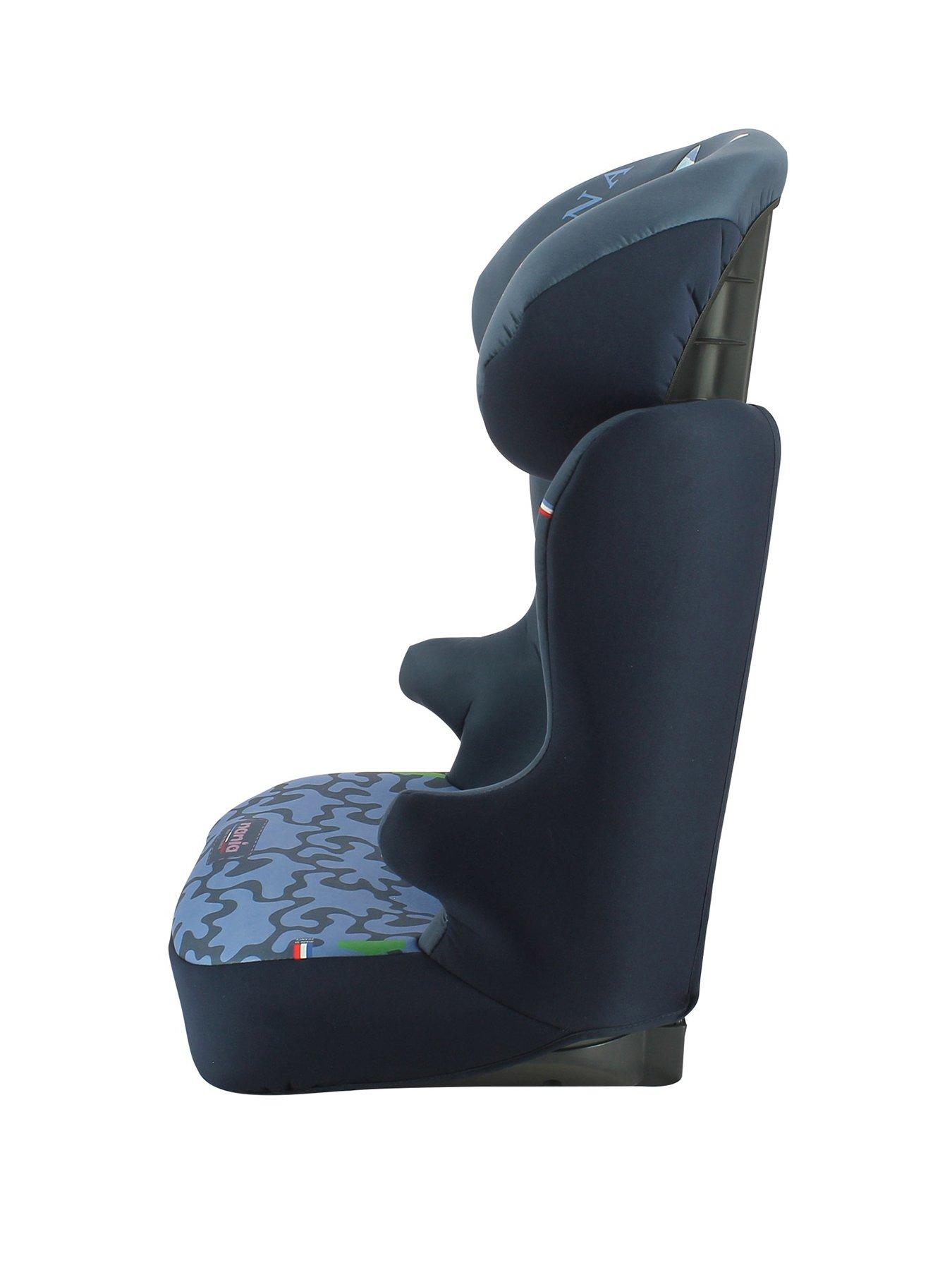 Amp booster outlet car seat