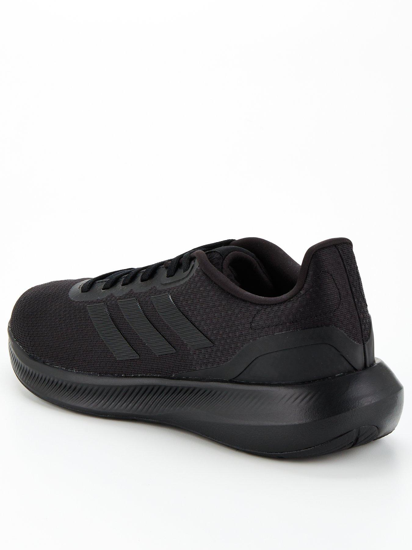 Wide fitting 2024 adidas trainers