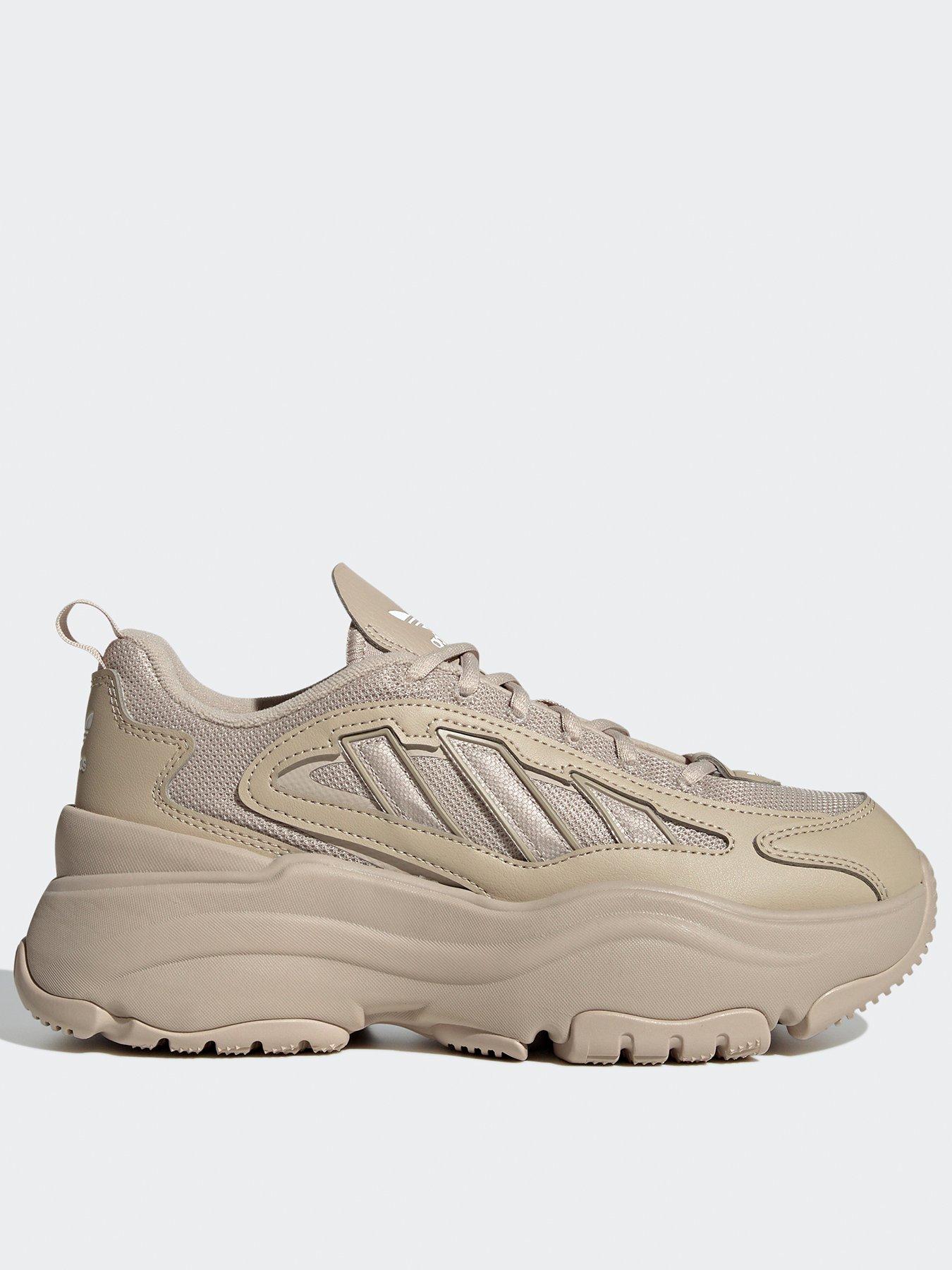 Women s Ozgaia Trainers Off White