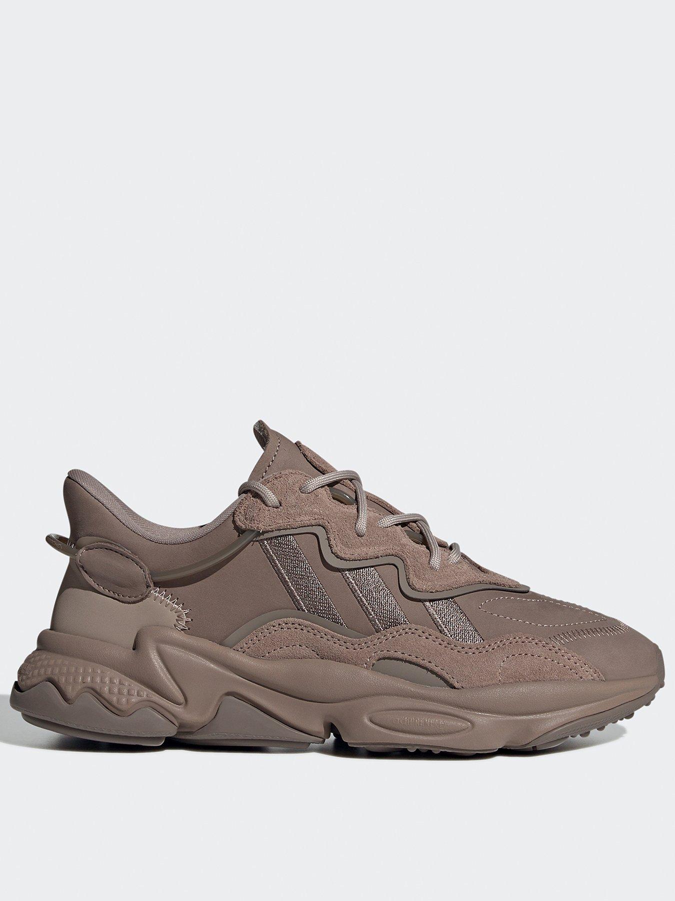 Adidas originals ozweego shop trainers in khaki