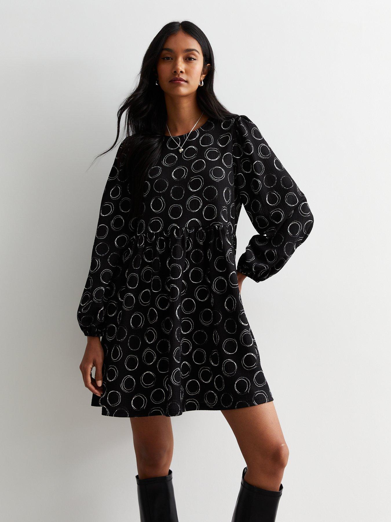 new-look-black-spot-print-crinkle-mini-smock-dress