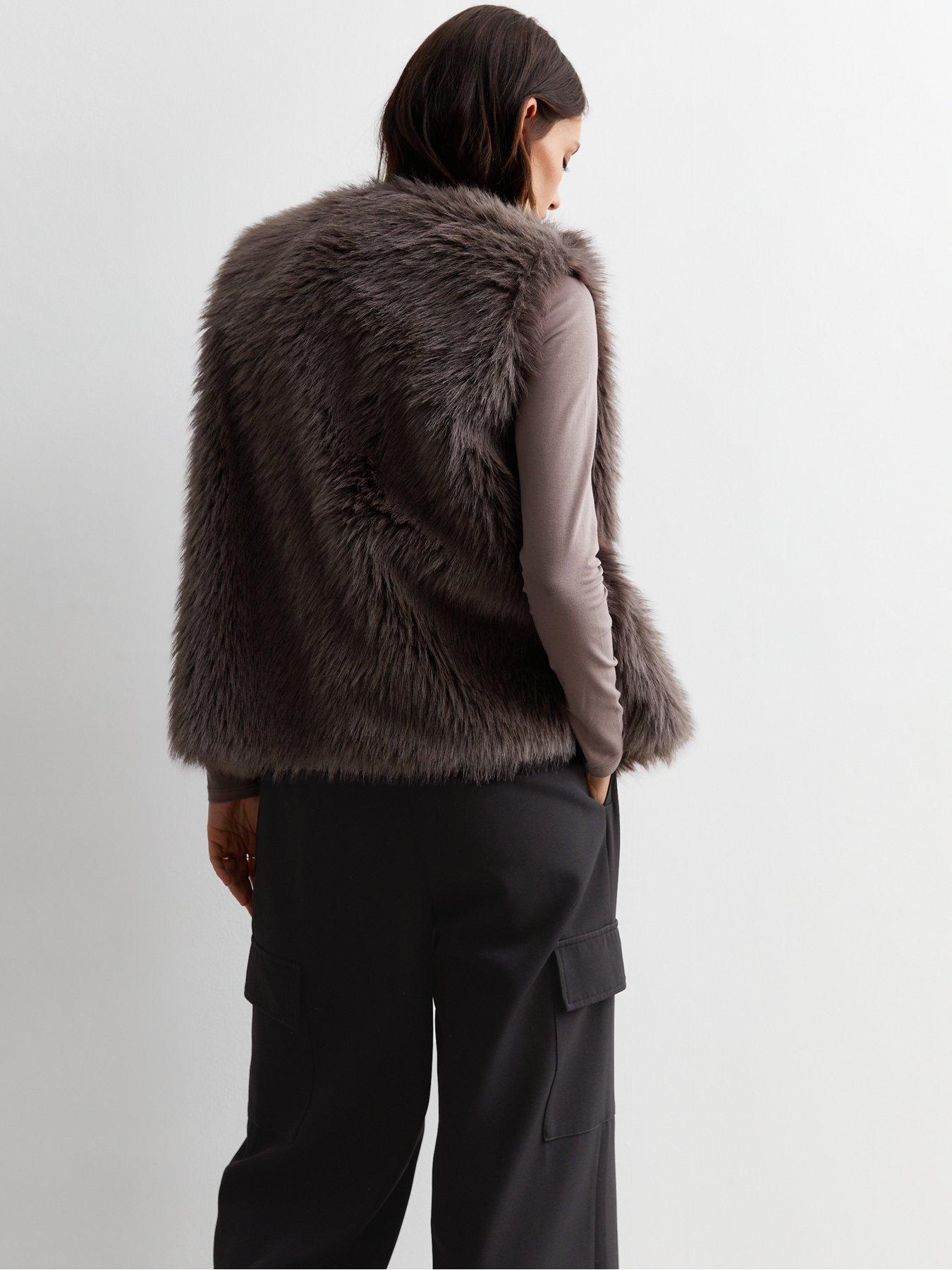 Grey faux fur gilet new look hotsell