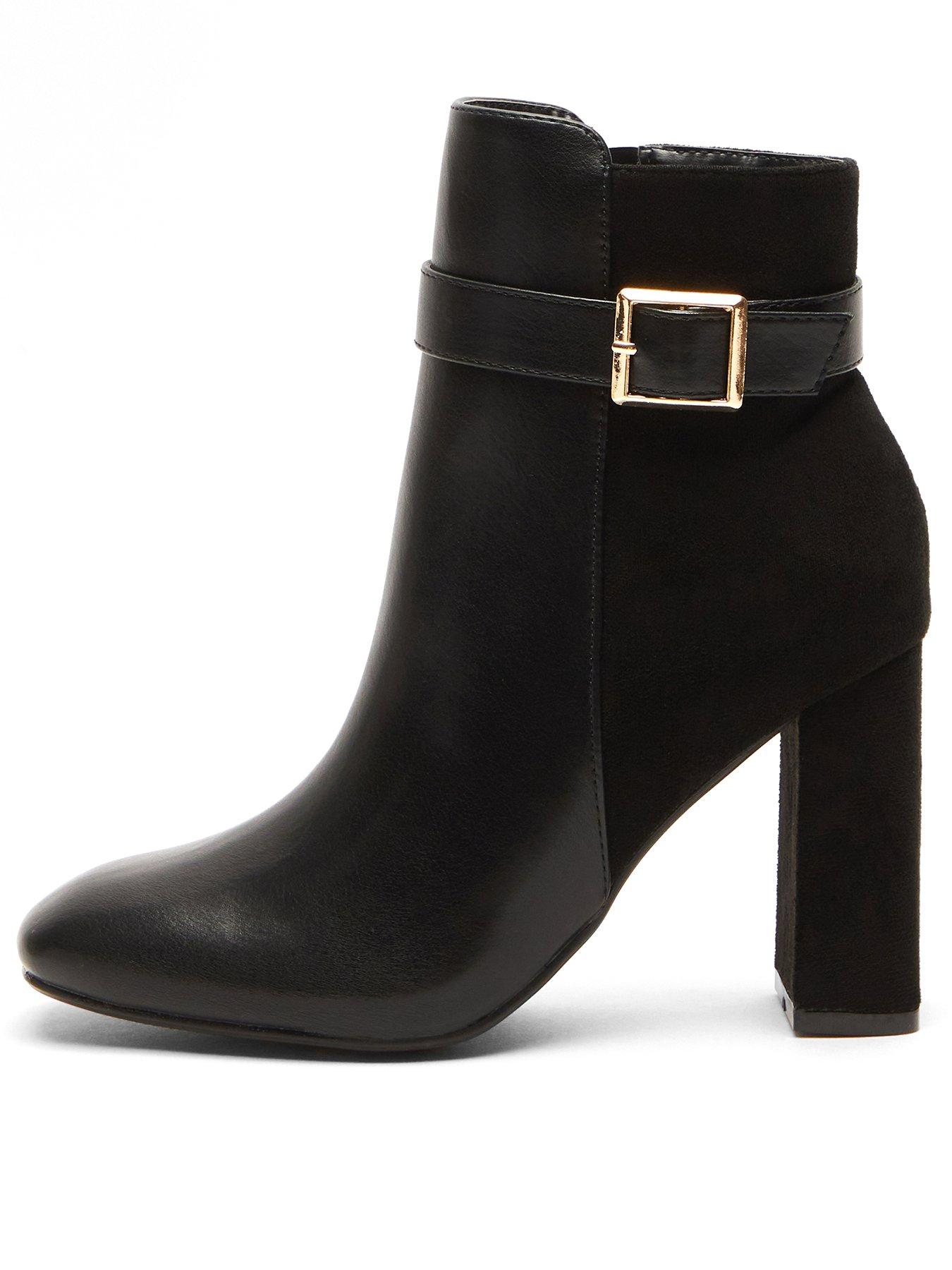 Black Patent Faux Leather Chelsea Boots<!-- --> - <!-- -->QUIZ Clothing