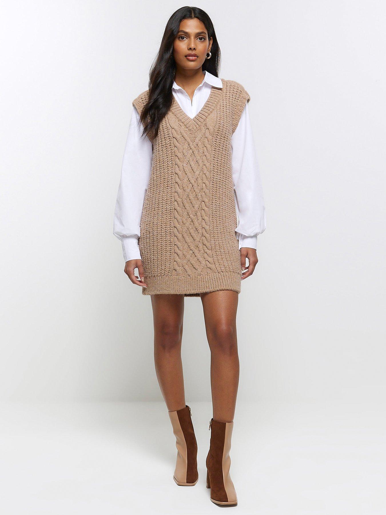 PERRIE SIAN CREAM KNIT DRESS WITH CINCHED WAIST  Cream knitted dress, Knit  dress, Size 10 models