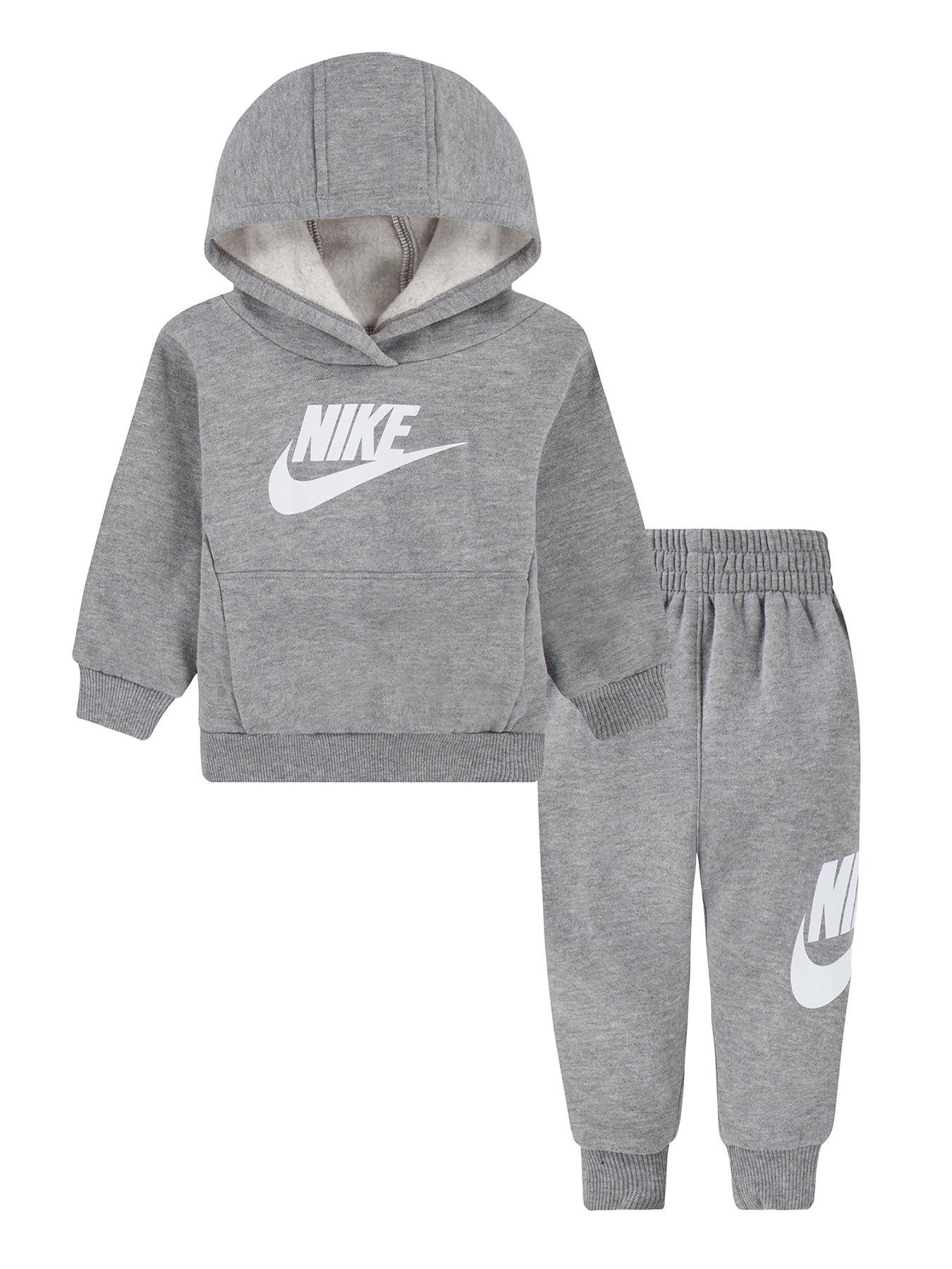 Baby boy hot sale grey nike tracksuit