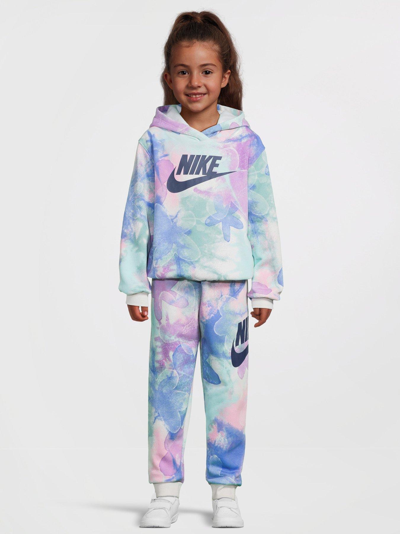 Nike hoodie best sale with matching pants