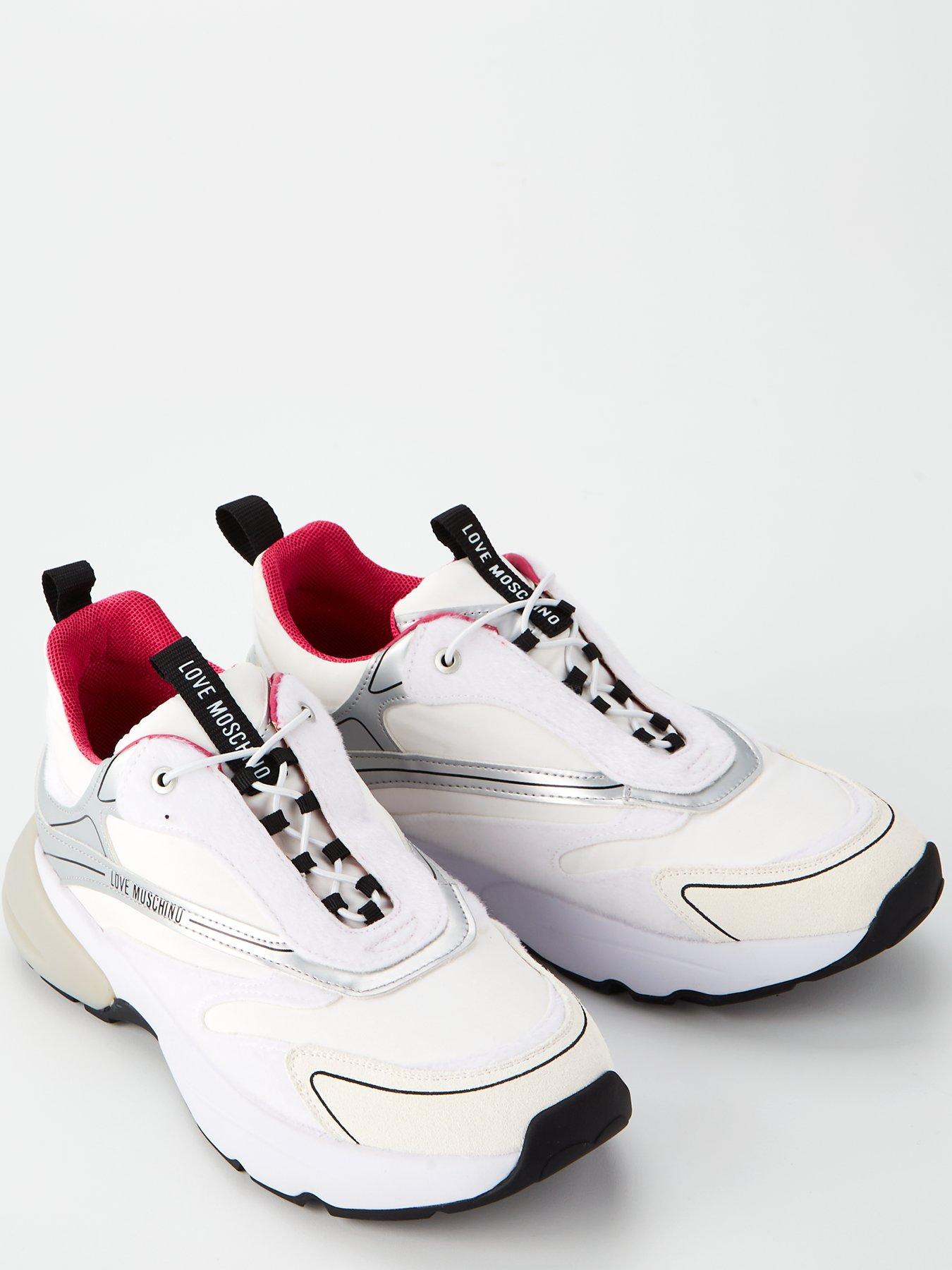 Love moschino runners outlet