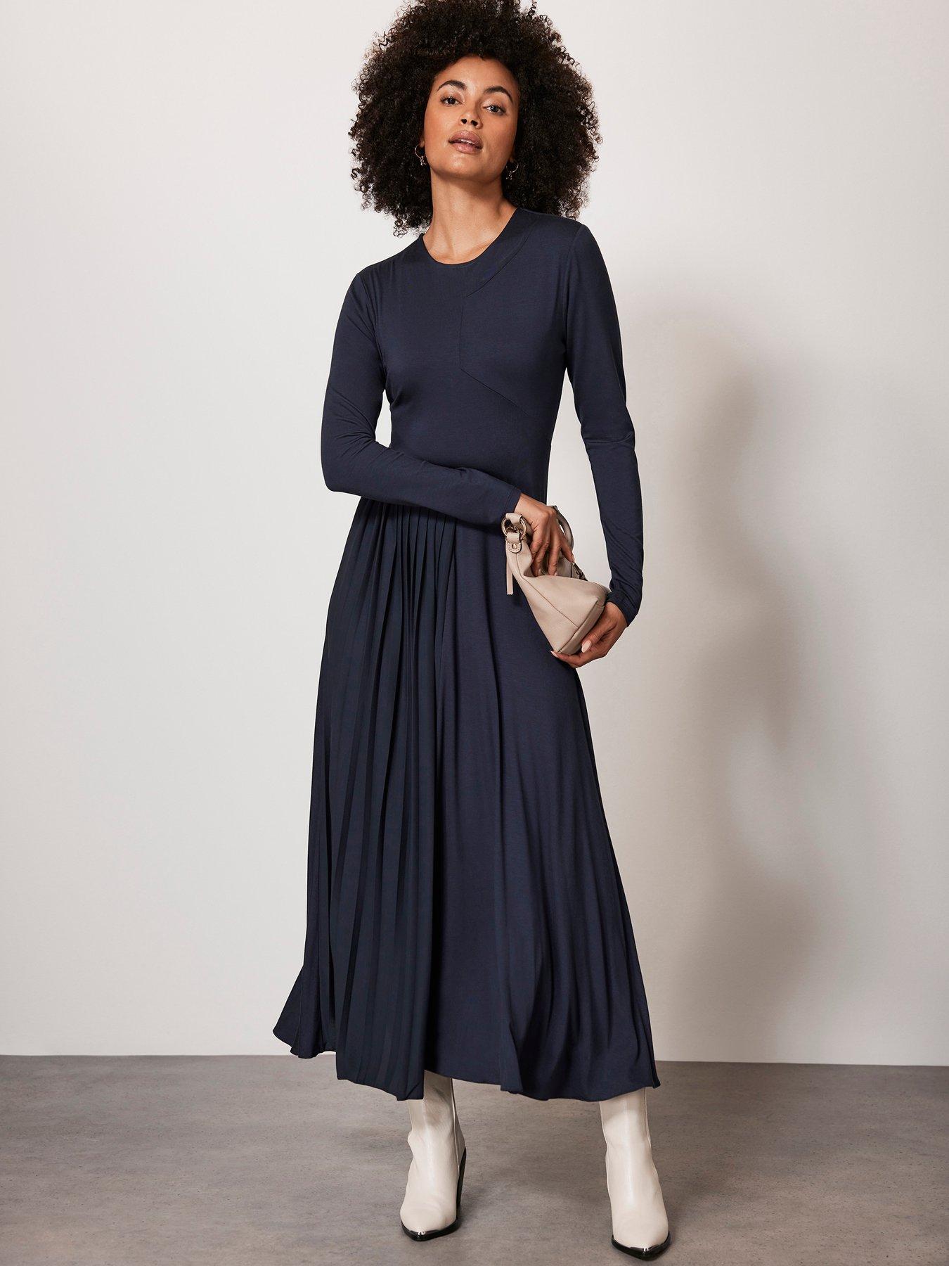 Pleated best sale jersey dress