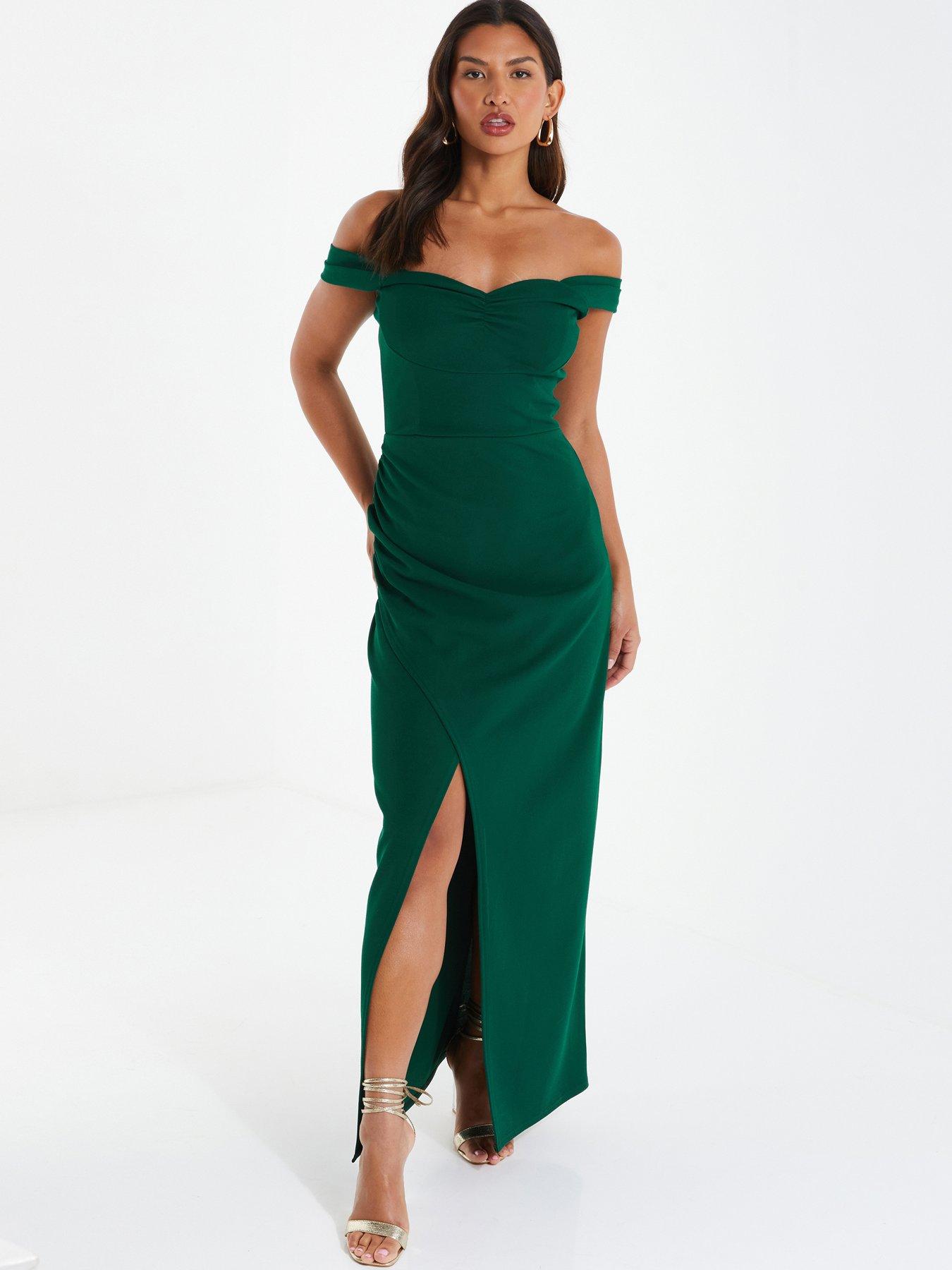 Emerald green dress quiz hotsell