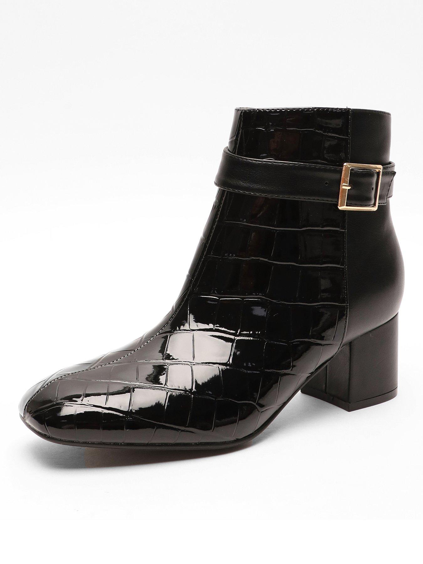 Quiz deals ankle boots