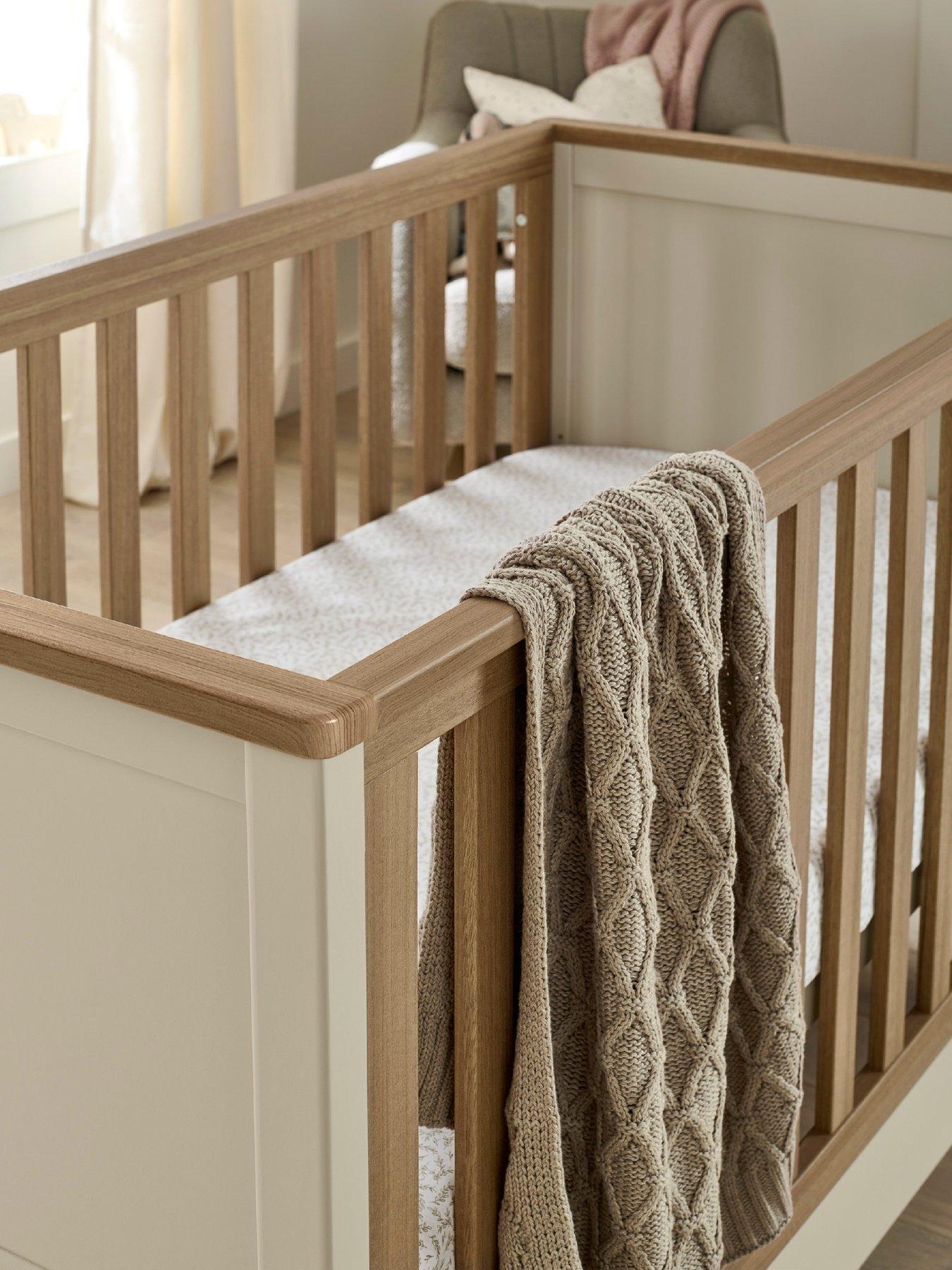 Image 5 of 6 of Mamas & Papas Harwell Cot Bed&nbsp;- Cashmere