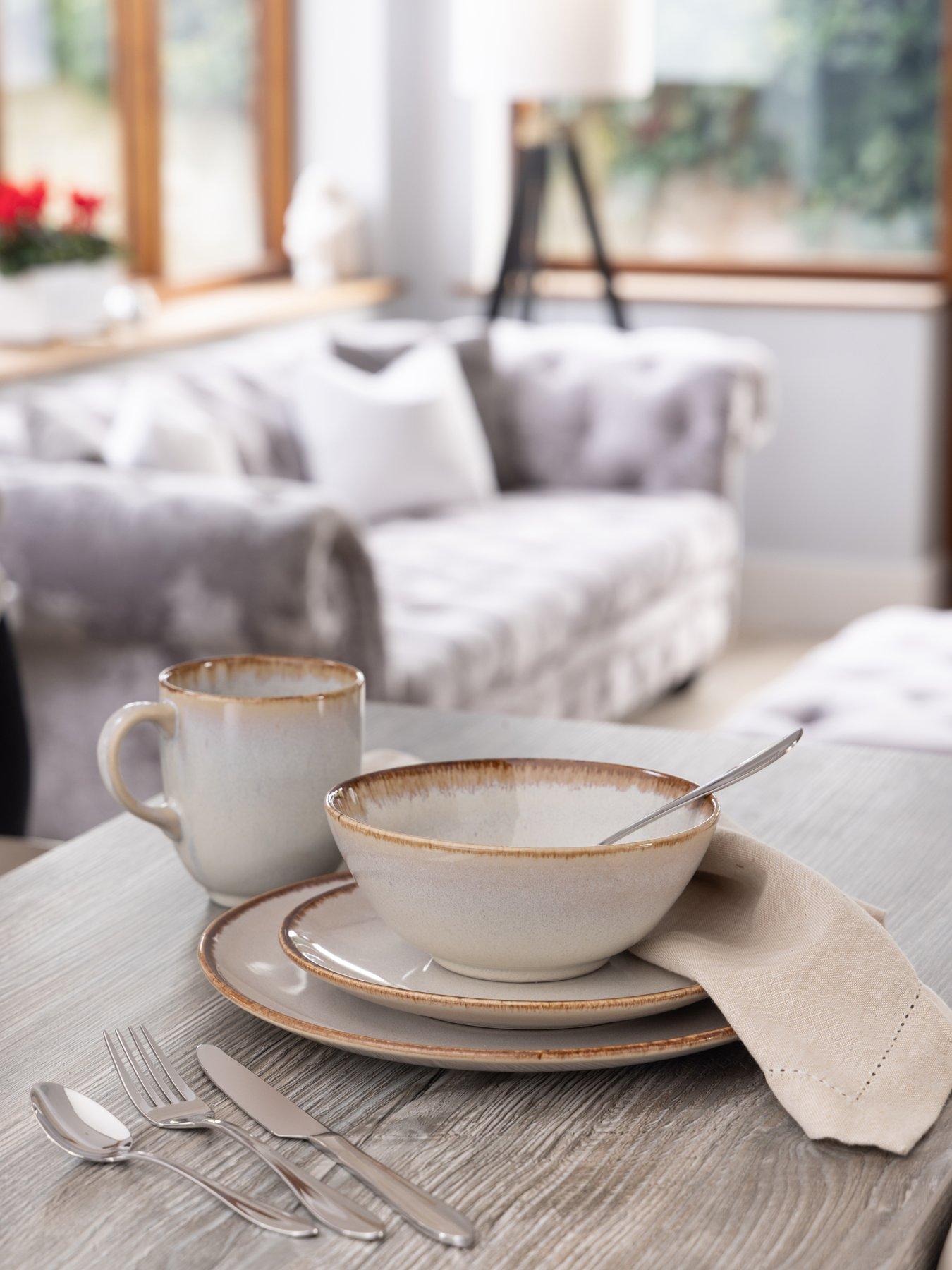 Image 3 of 4 of Mason Cash Reactive Set of 4 Bowls &ndash; Cream