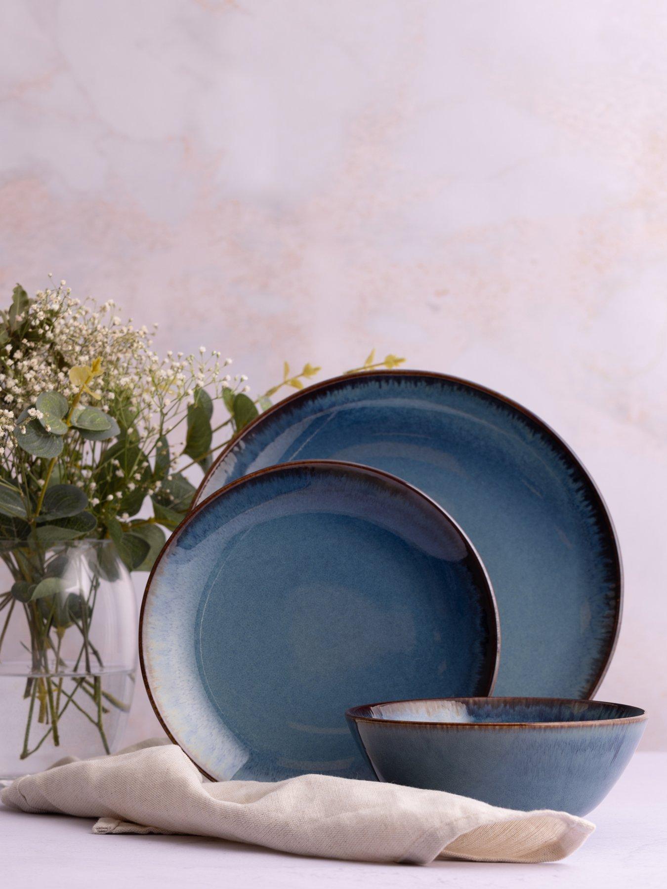 Image 3 of 4 of Mason Cash Reactive Set of 4 Side Plates &ndash; Blue
