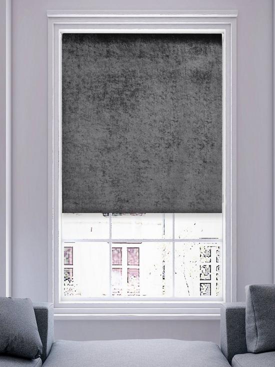 front image of luxe-crushed-velvet-roller-blinds