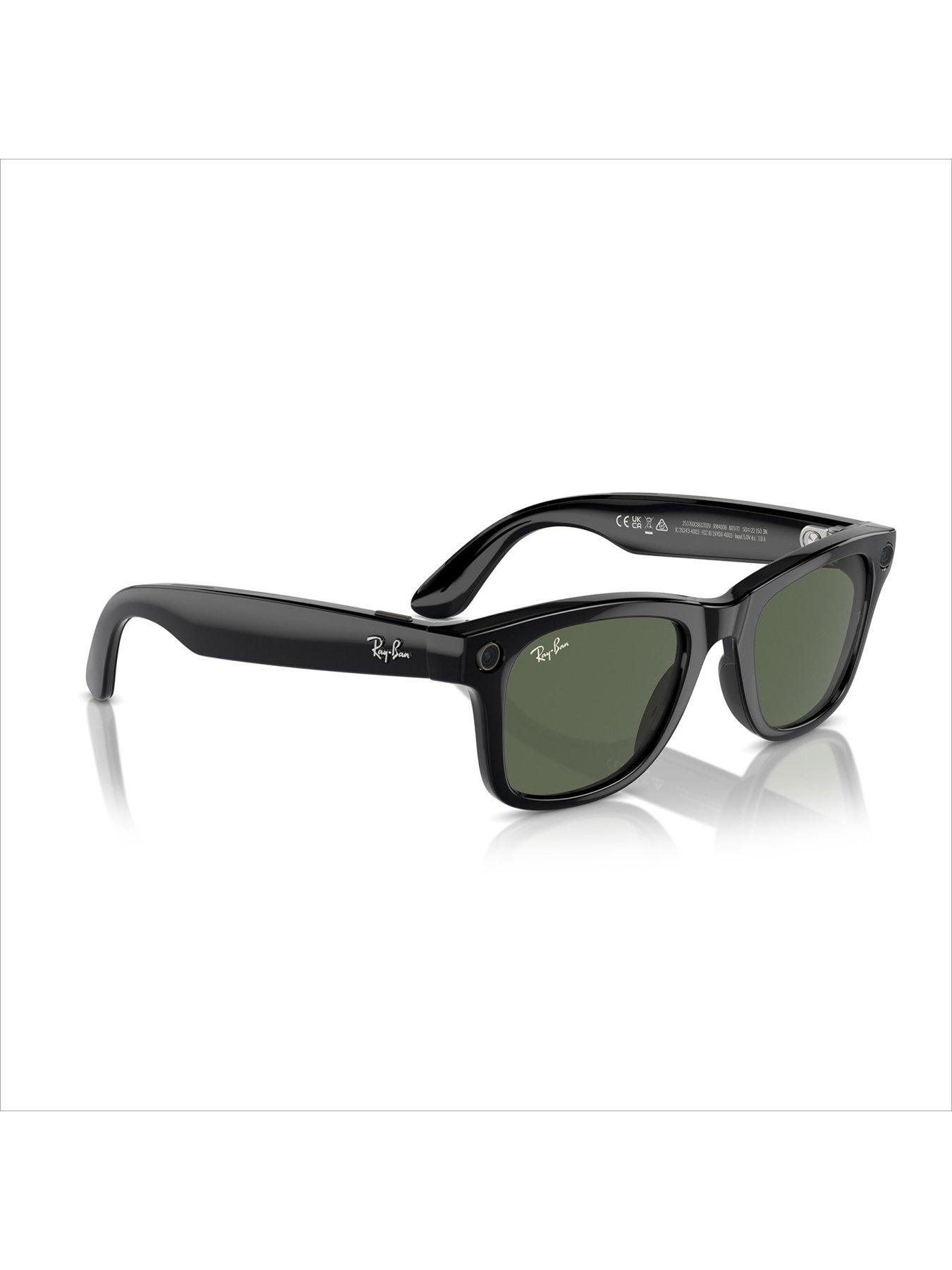 Image 4 of 8 of Ray-Ban Meta Wayfarer (Large)&nbsp;Smart Glasses -&nbsp;Shiny Black, Plano G15&nbsp;Green