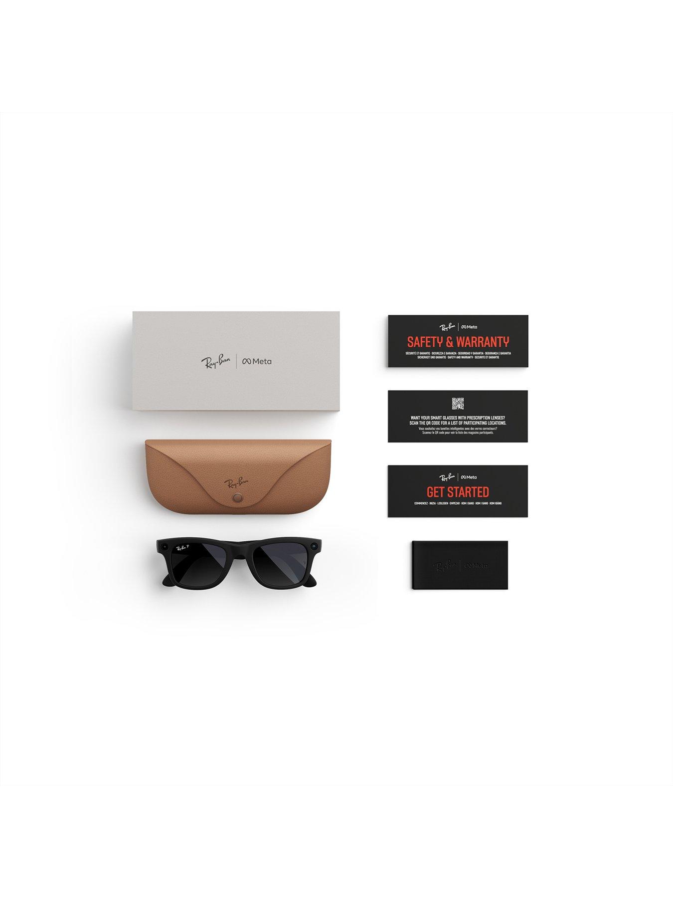 Image 4 of 8 of Ray-Ban Meta Wayfarer Large Glasses - Matte Black, Polarised Gradient Graphite
