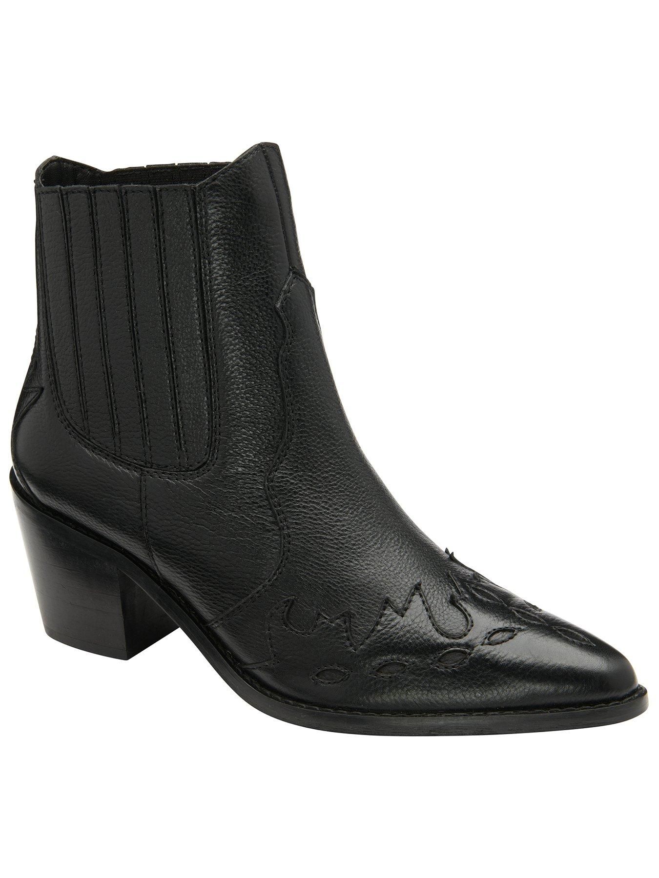 Black western 2024 ankle boots