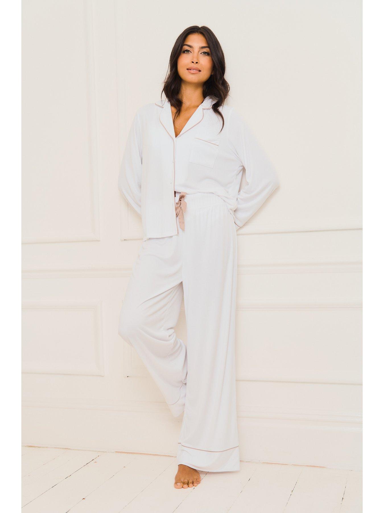 Image 2 of 5 of Jim Jam The Label Traditional Pyjama Set - White