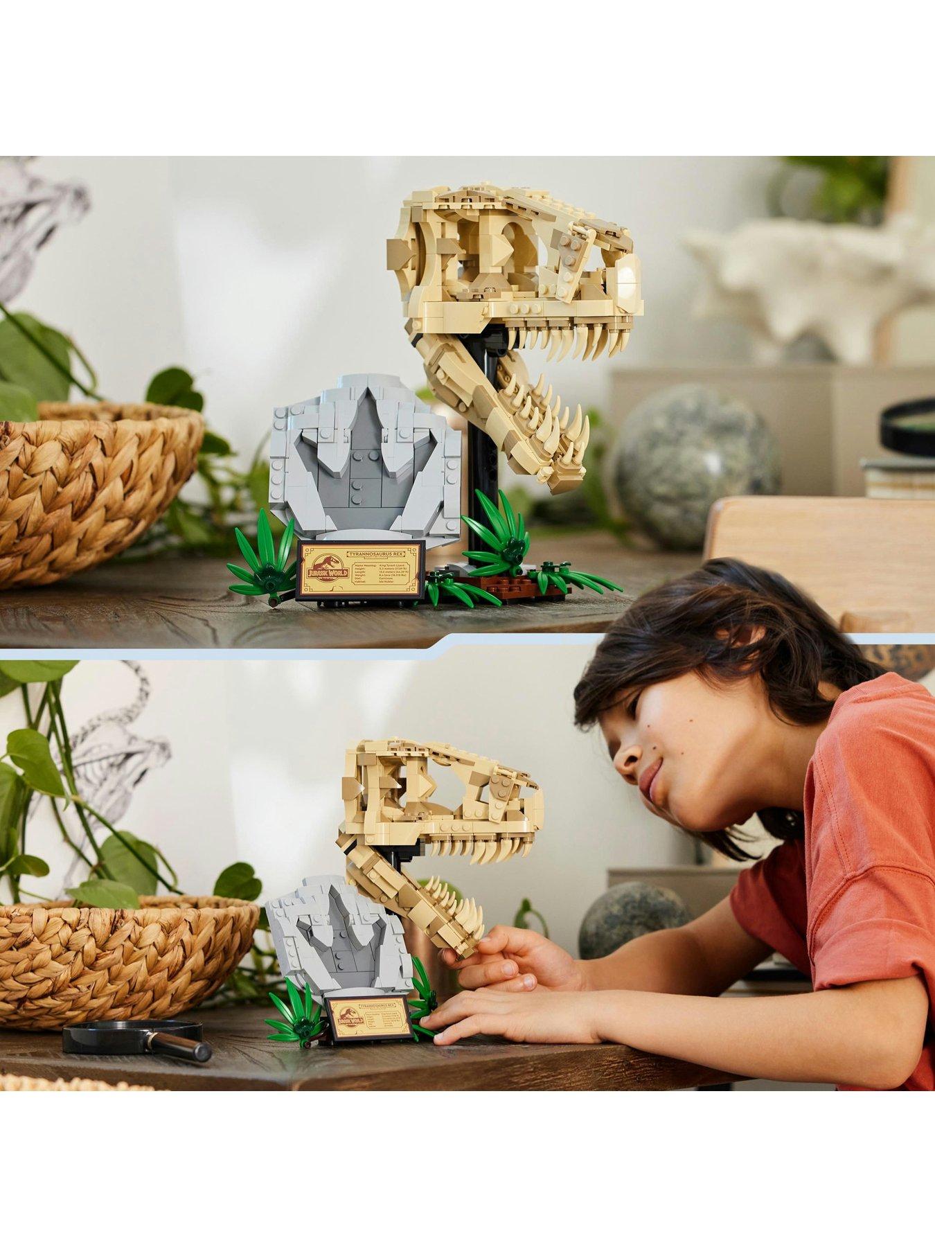 Image 6 of 7 of LEGO Jurassic World Dinosaur Fossils: T. rex Skull Toy 76964
