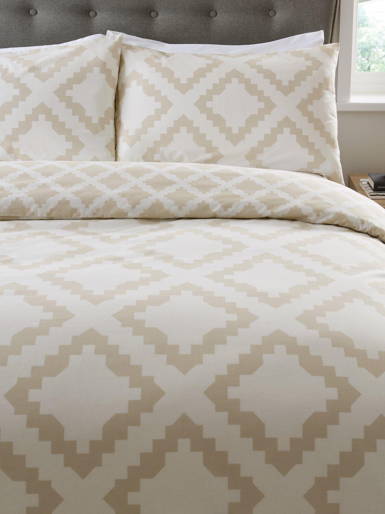 Image 3 of 6 of The Very Collection Kamina Geo Duvet Cover Set - Natural/White