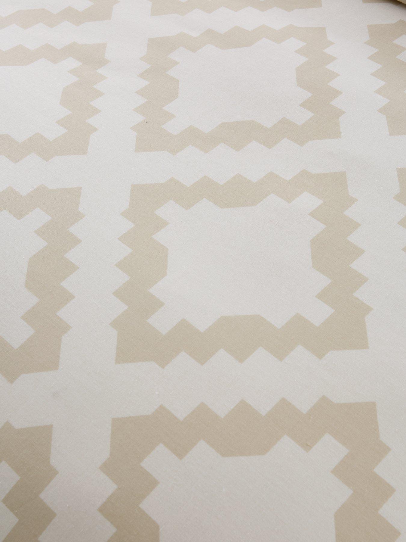 Image 6 of 6 of The Very Collection Kamina Geo Duvet Cover Set - Natural/White