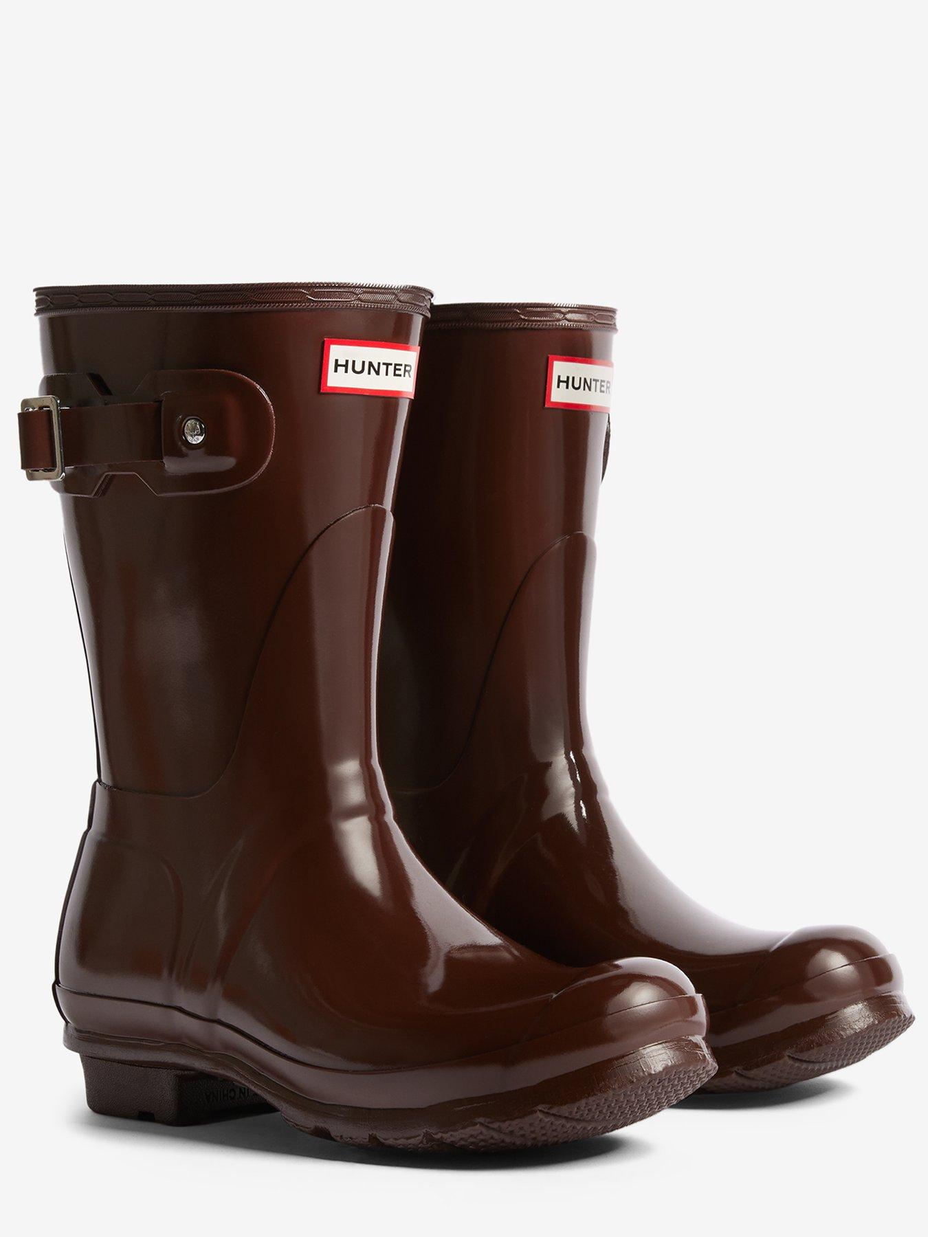 Short gloss rain on sale boots