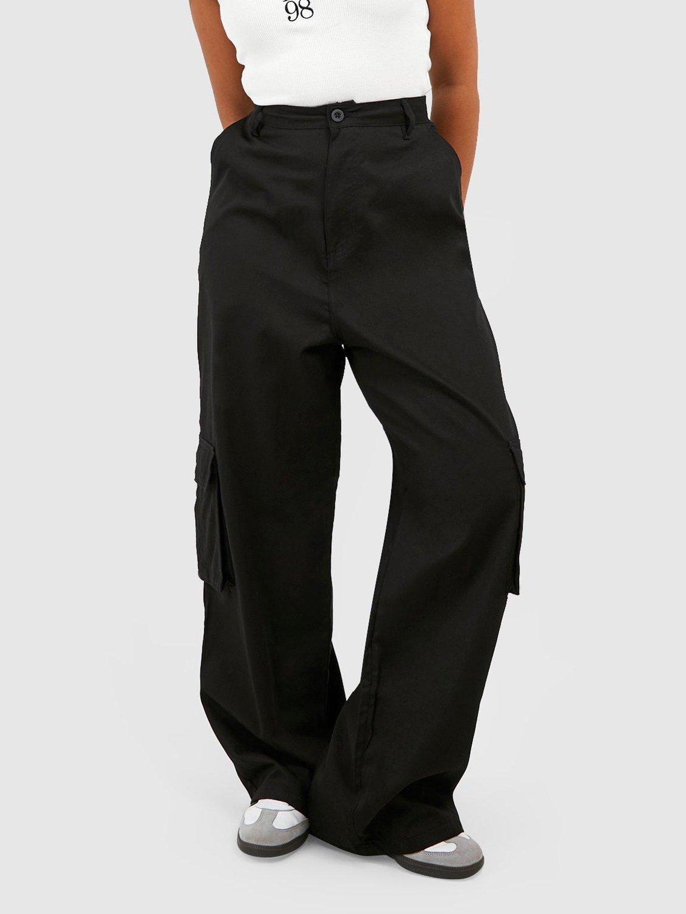 Straight fit hot sale cargo trousers