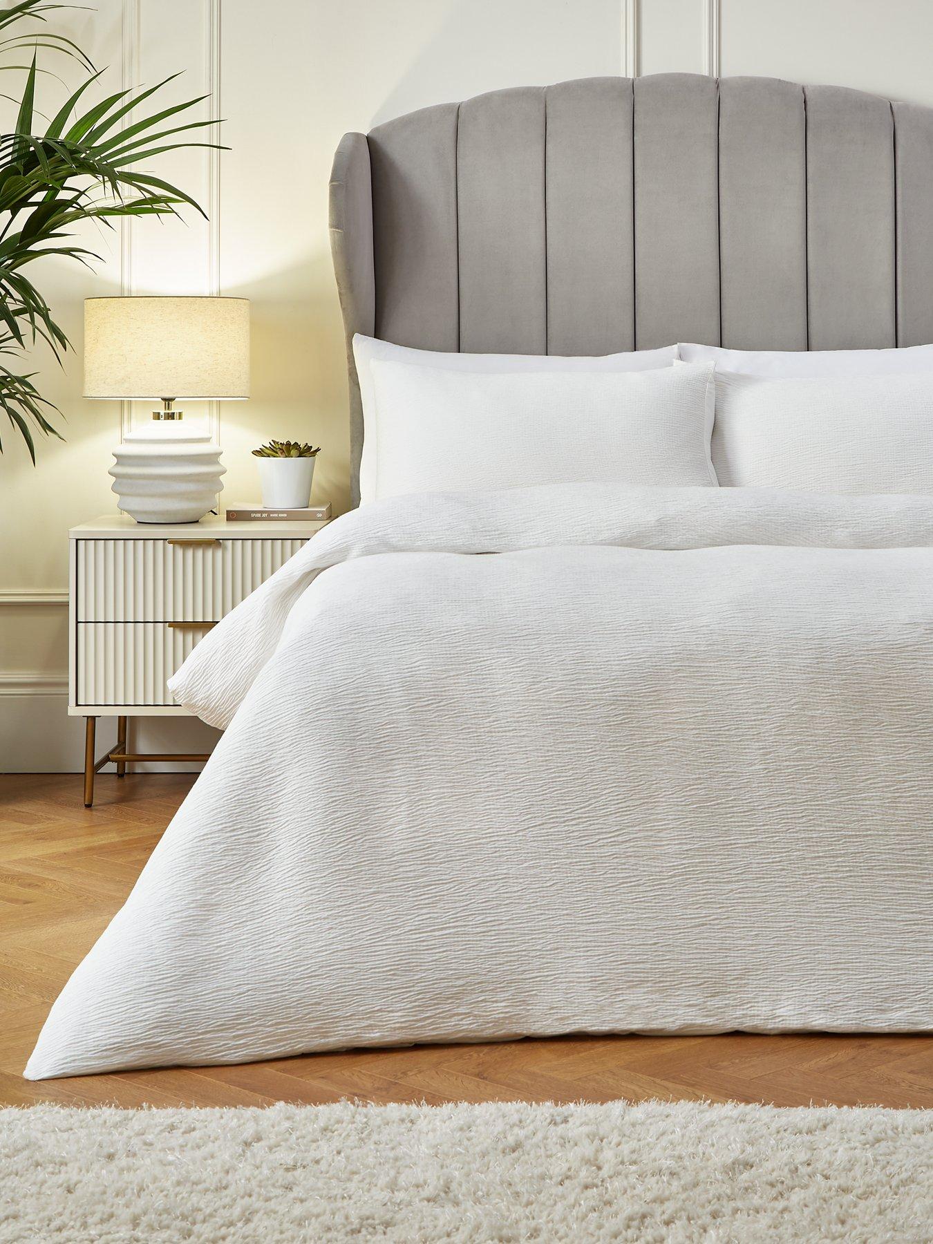 Product photograph of Very Home Crinkle Textured Duvet Cover Set - White from very.co.uk