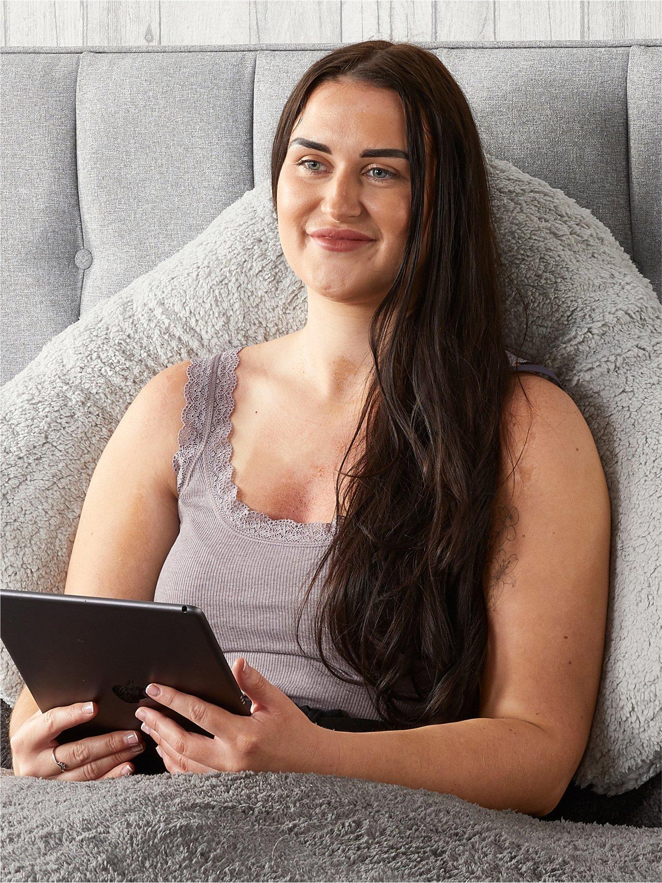 Image 4 of 4 of Very Home V-Shaped Teddy Pillow