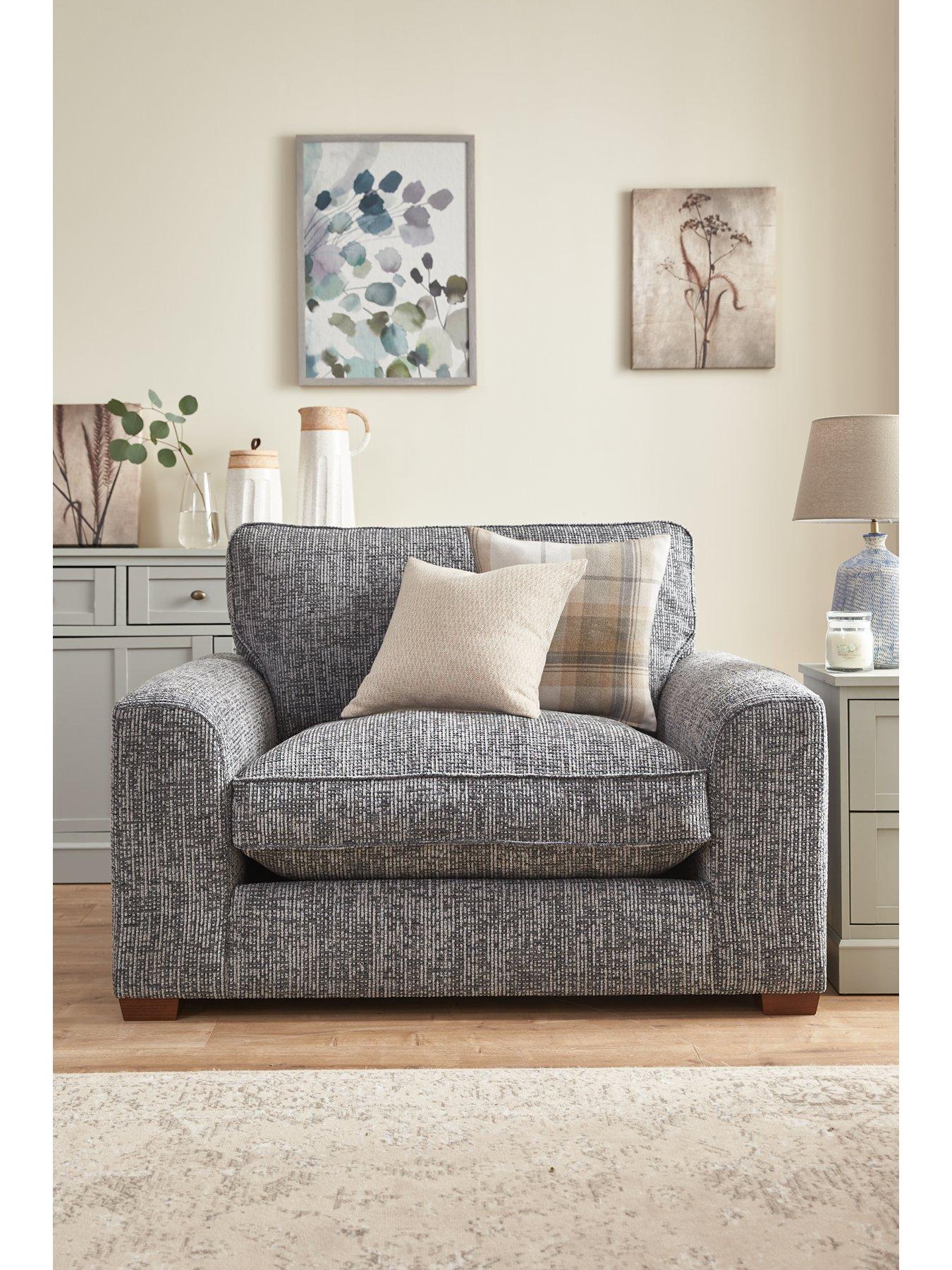 undefined Arlo Snuggle Chair