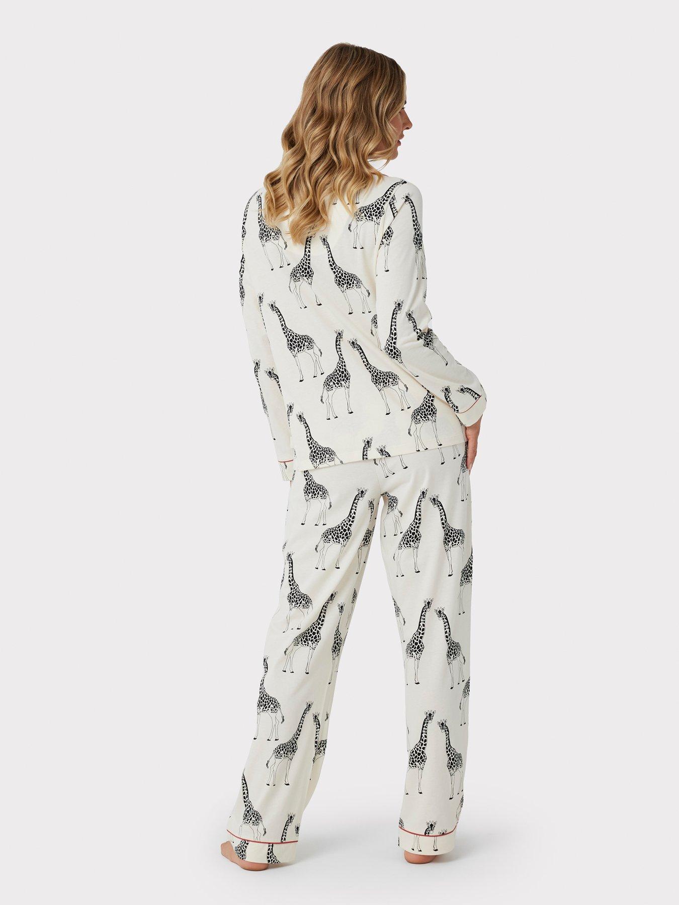 Image 2 of 6 of CHELSEA PEERS Cream Giraffe Button Up Long Pyjama Set