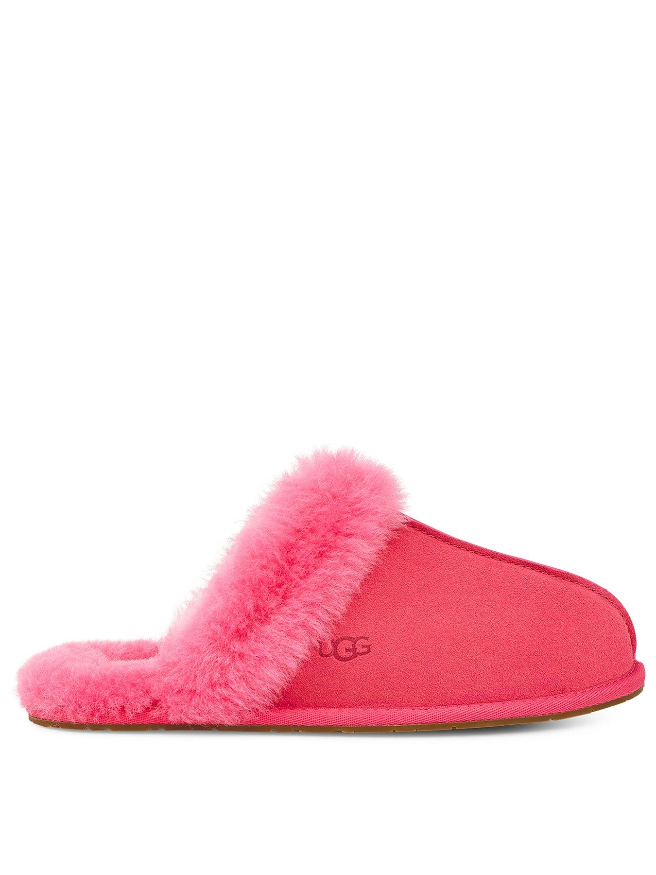 Ugg scuffette hot sale slippers pink