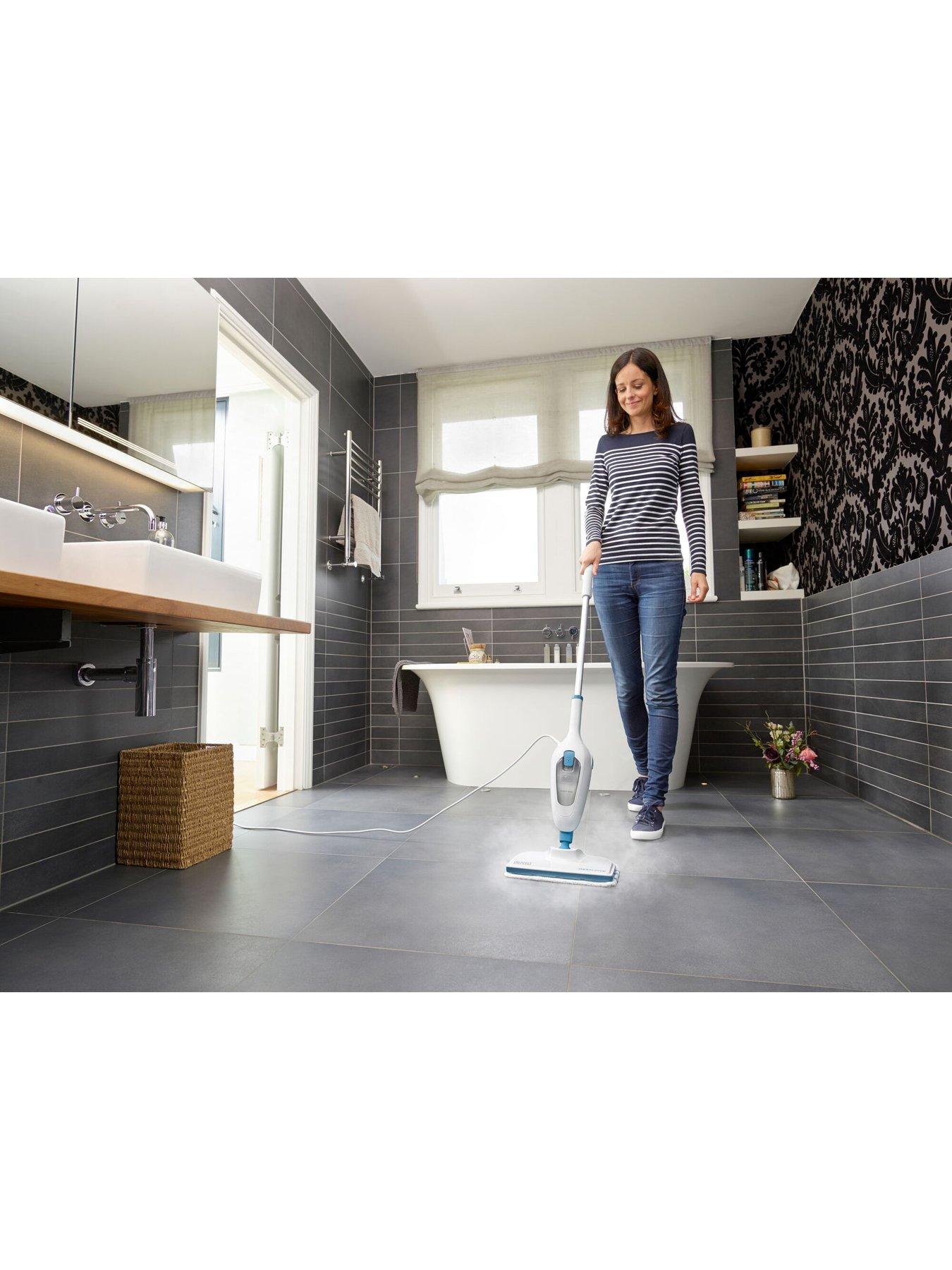 Image 2 of 6 of Black & Decker BLACK+DECKER 1300W 5IN1 Steam-Mop FSMH13E5-GB