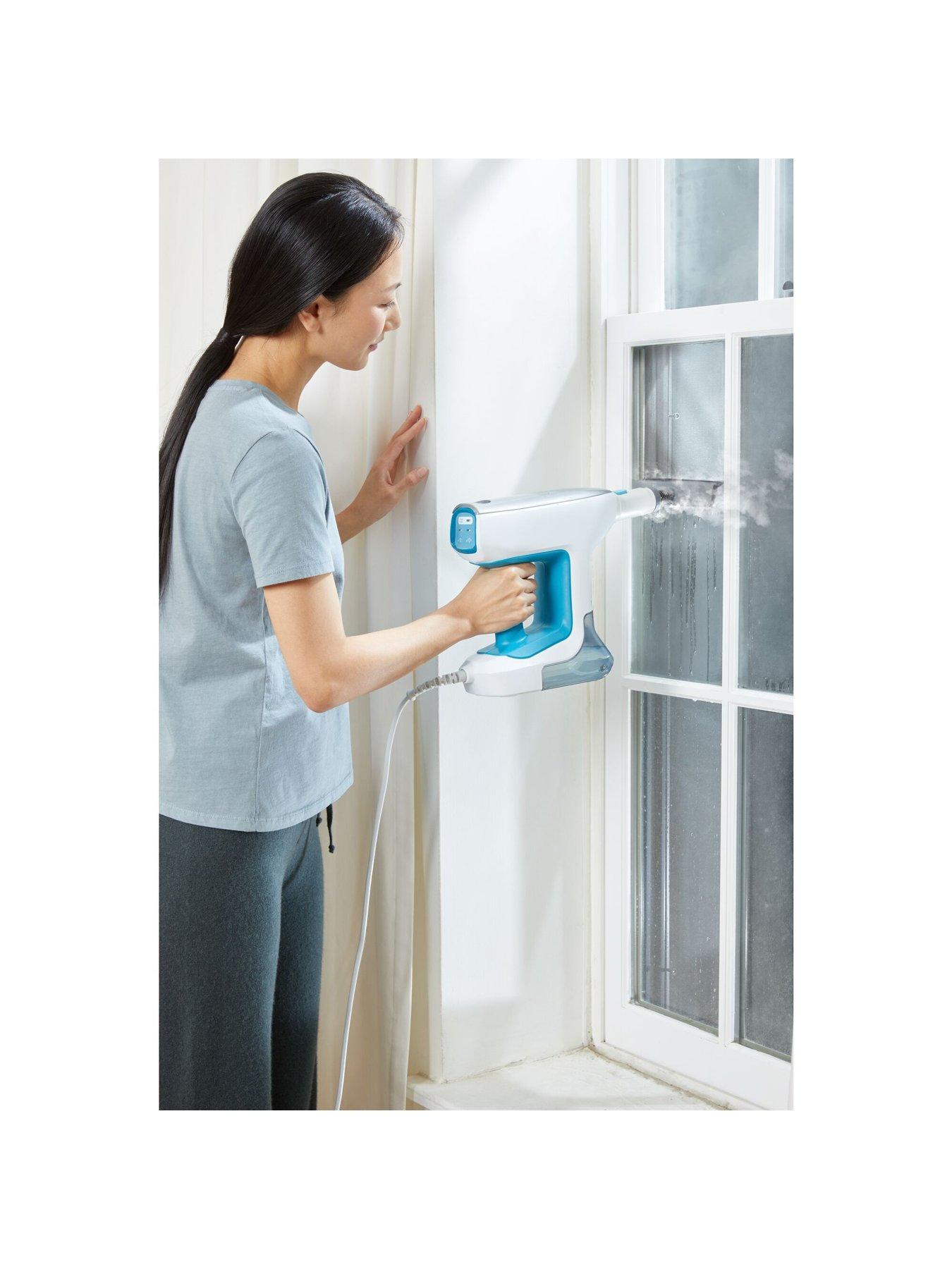 Image 3 of 6 of Black & Decker BLACK+DECKER 1500W Handheld Steam Cleaner with Floor Extension BHSM15FX08-GB