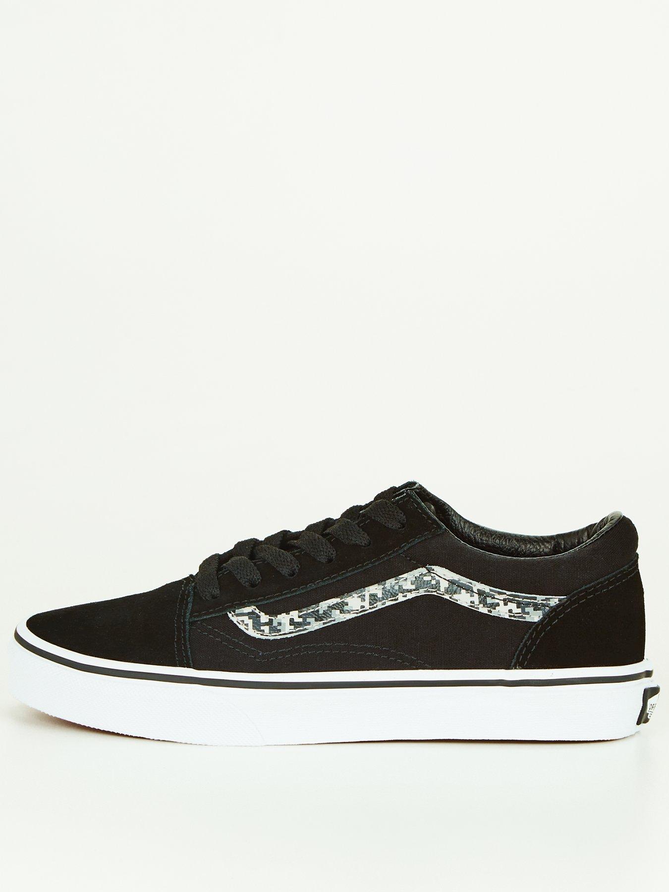 Black and white old skool store vans sale