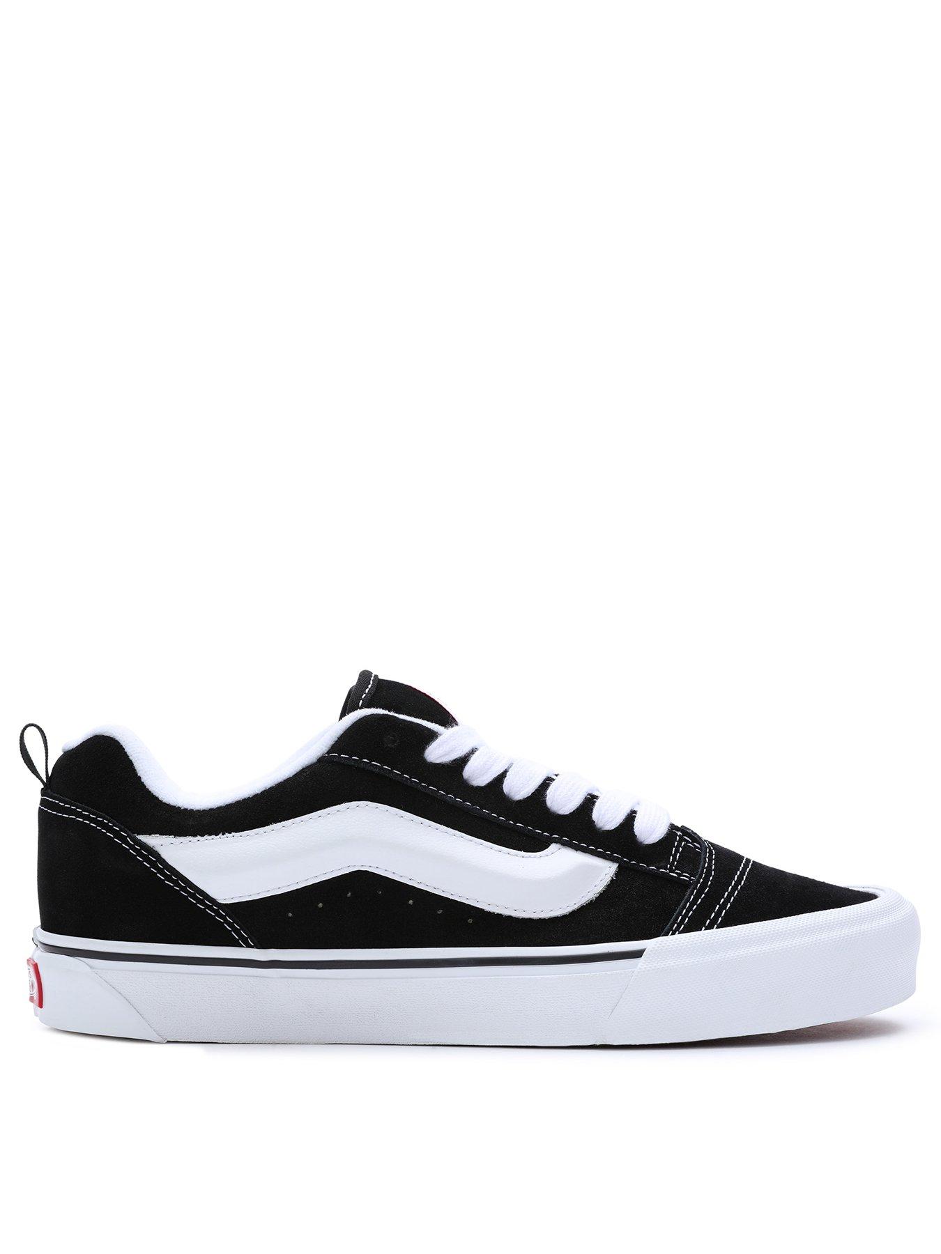 Old school vans black deals and white