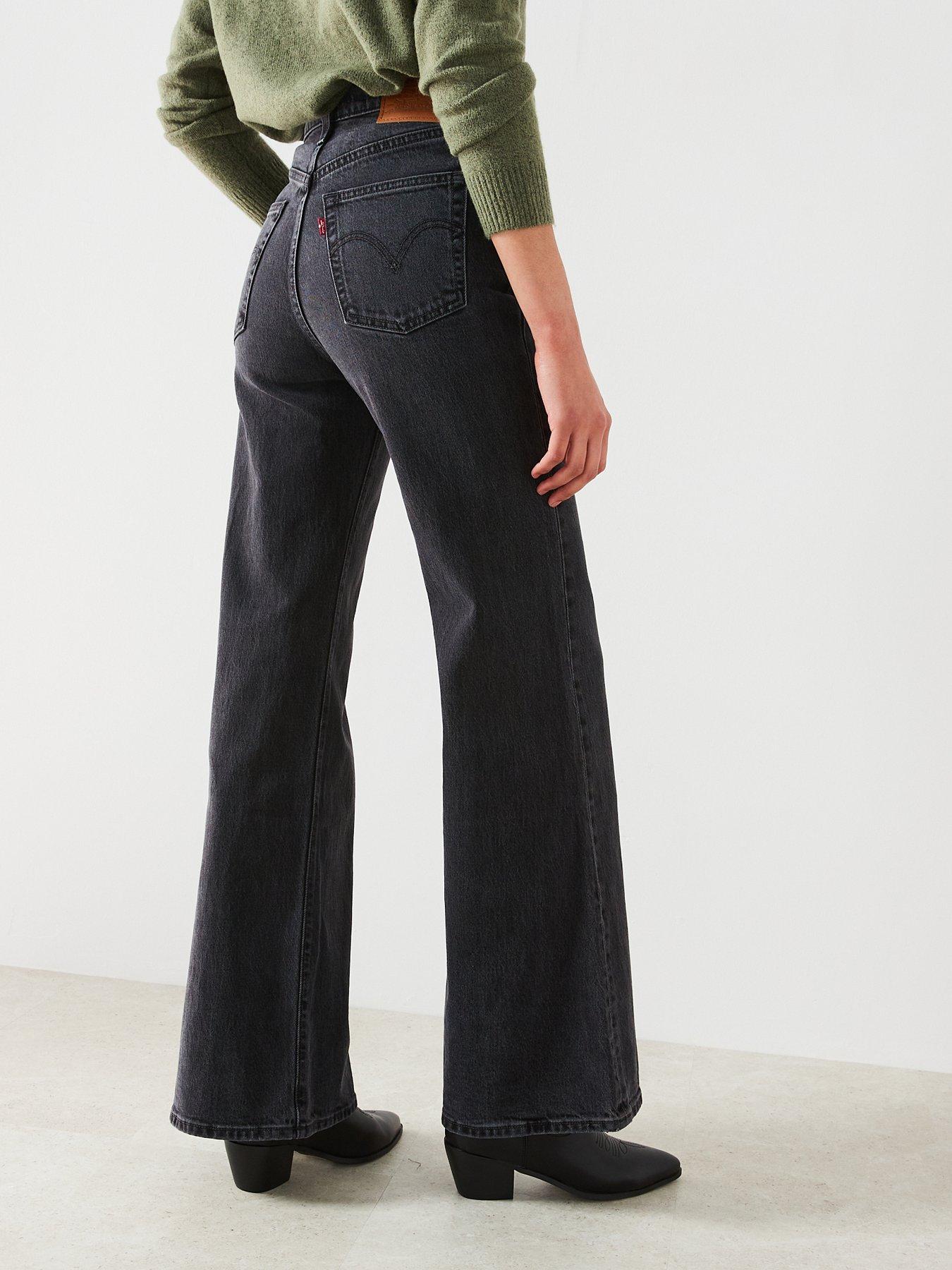 Image 2 of 5 of Levi's Ribcage Bell Jeans - On The Town No Crack Blue