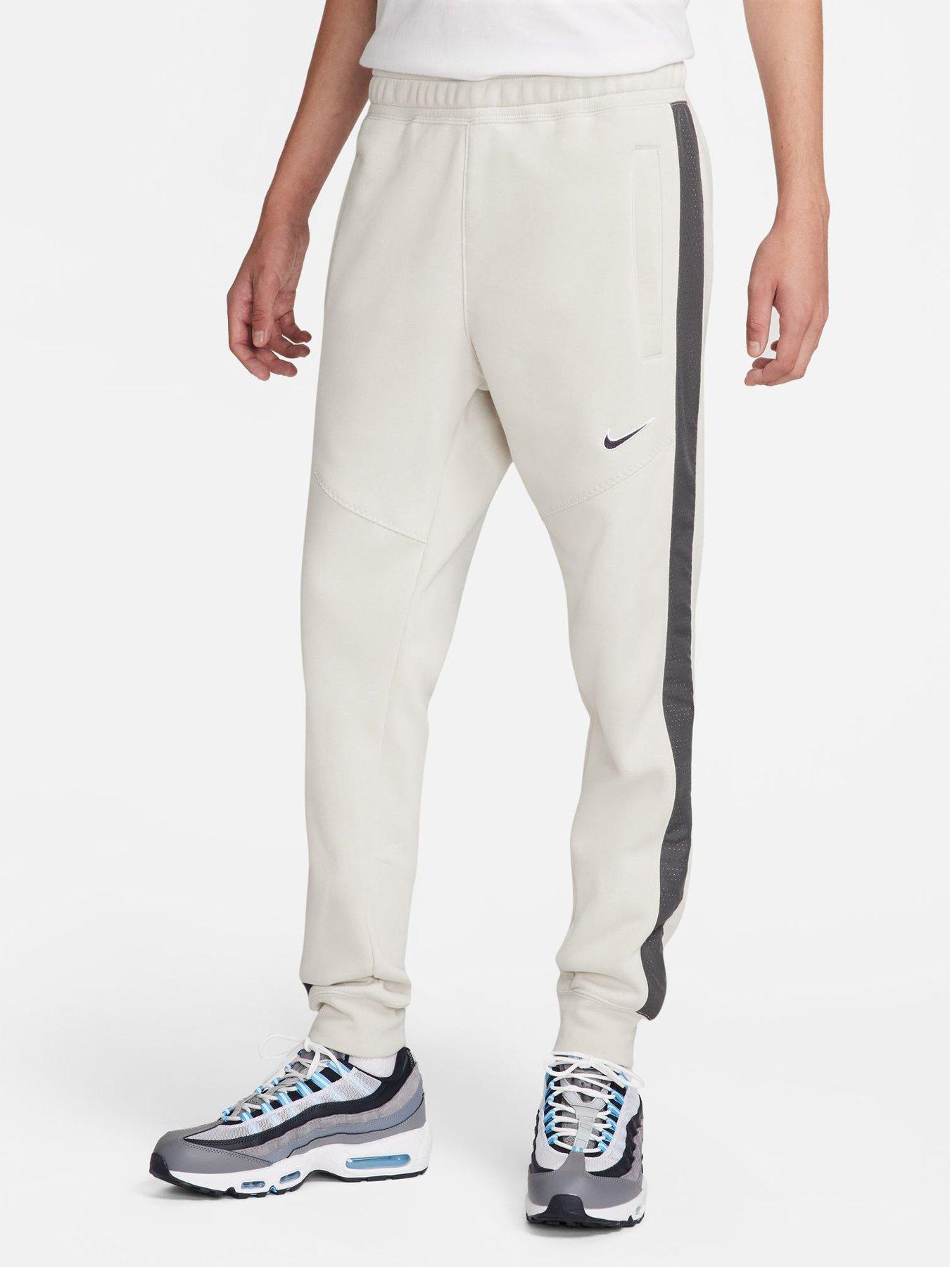 Jogging hot sale nike taped