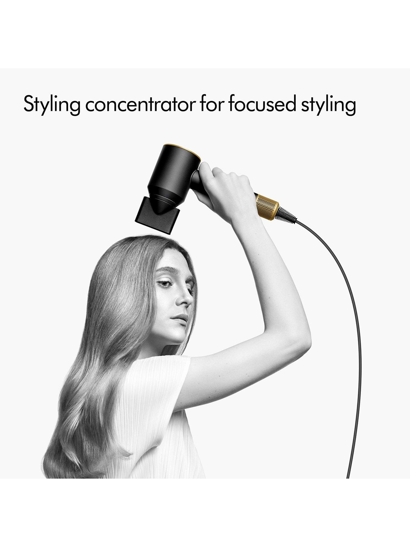 Image 3 of 7 of Dyson Supersonic&trade; Hair Dryer - Onyx &amp; Gold&nbsp;