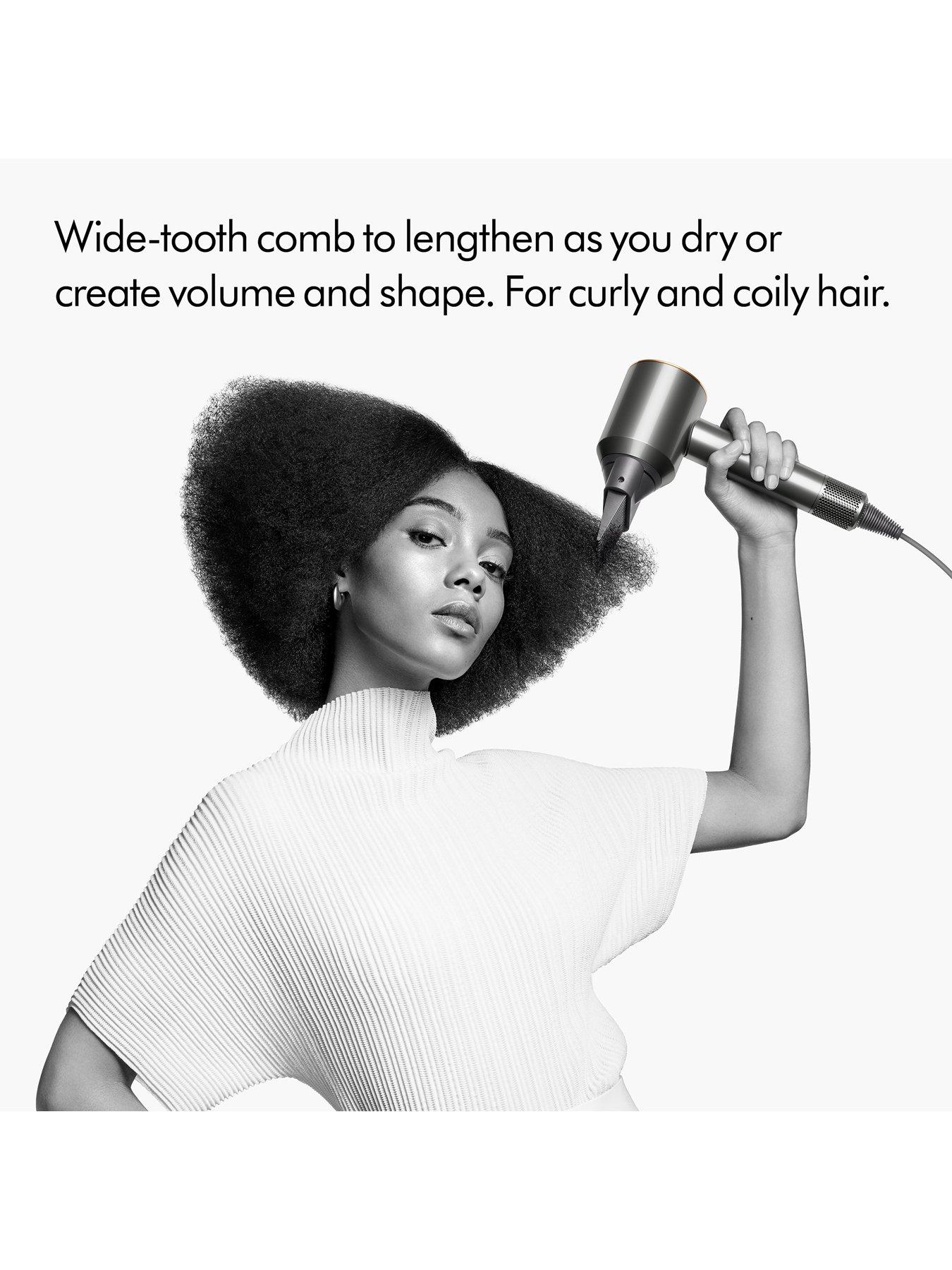 Image 5 of 7 of Dyson Supersonic&trade; Hair Dryer - Onyx &amp; Gold&nbsp;