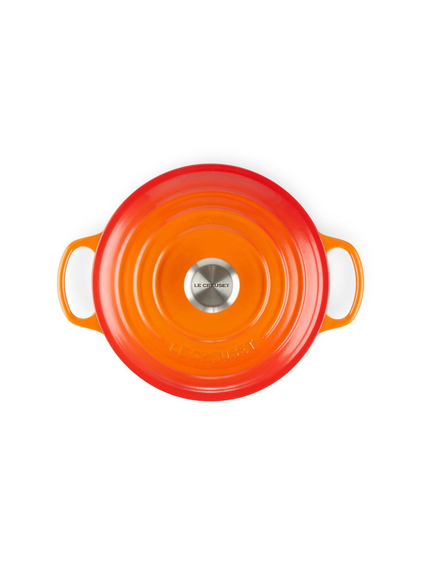 Image 5 of 6 of Le Creuset Signature Cast Iron Round 26 cm Casserole in Volcanic