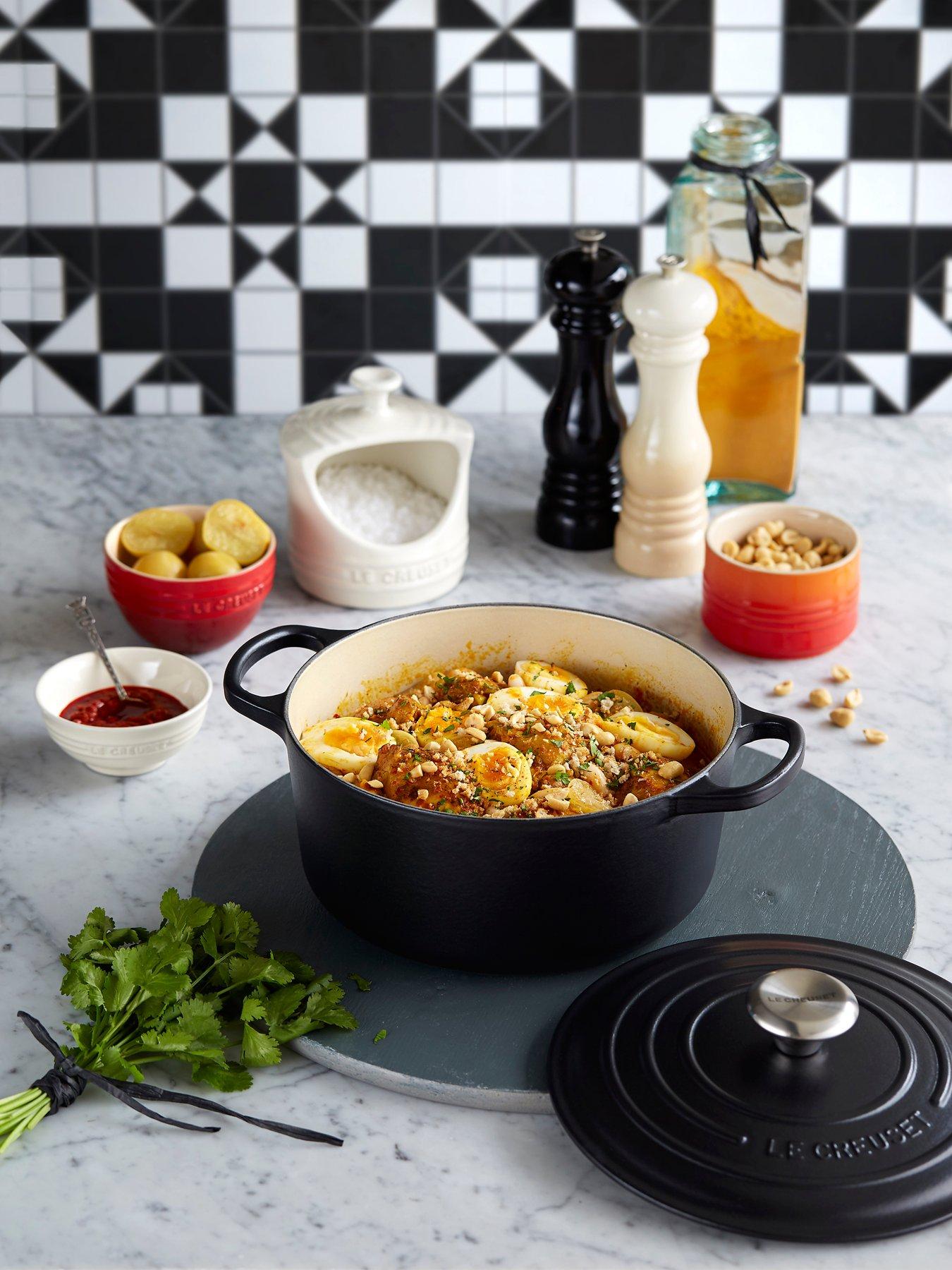 Image 2 of 7 of Le Creuset Signature Cast Iron Round 26 cm Casserole in Satin Black