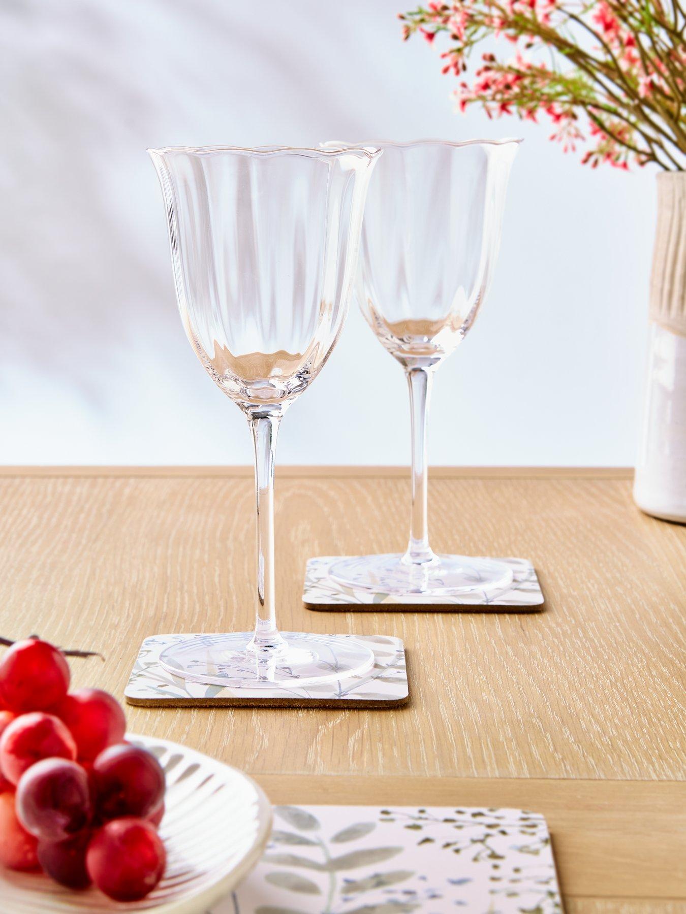 Product photograph of Very Home Flore Set Of 4 Wine Glasses from very.co.uk