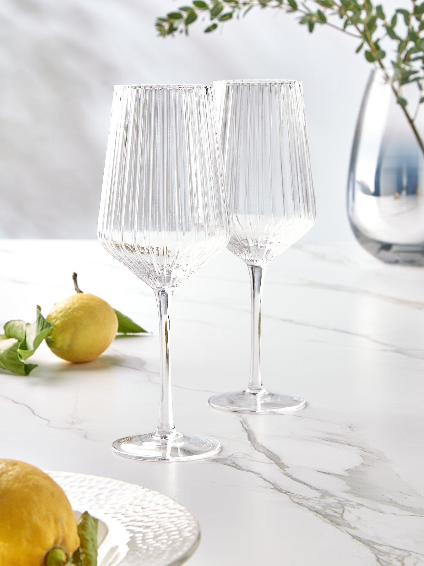 Very Home Ales Set of 4 Ribbed Wine Glasses Very