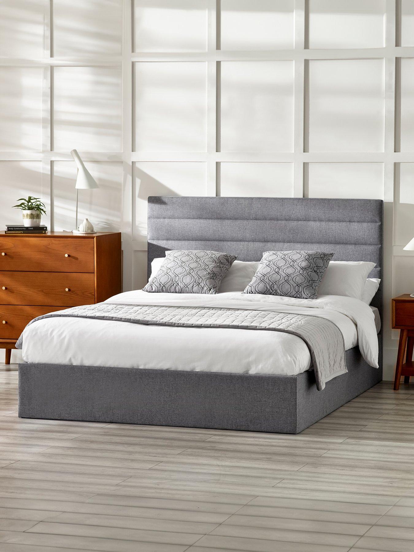 undefined Merida Ottoman King Bed