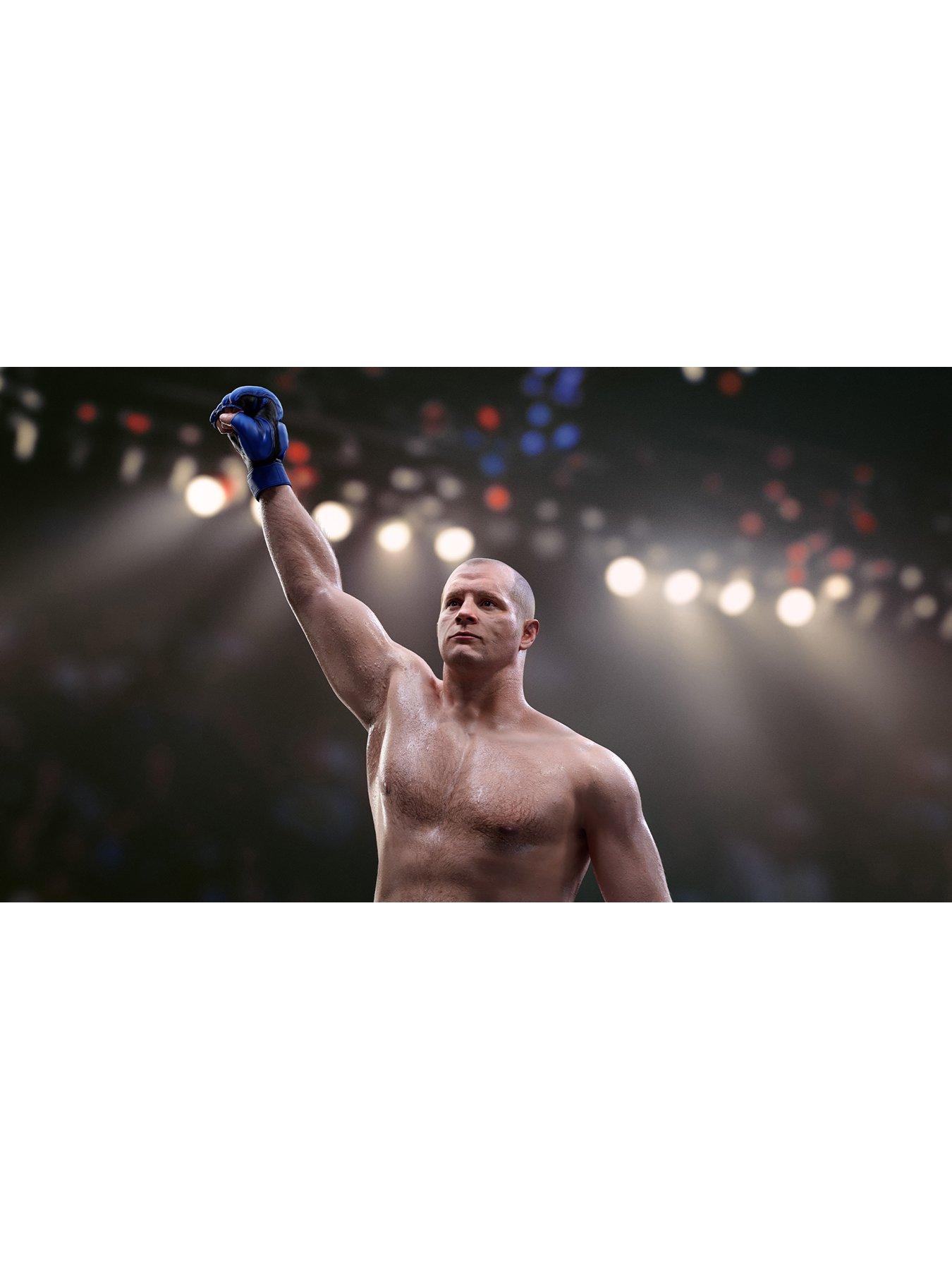 Image 3 of 4 of Xbox Series X EA Sports UFC 5