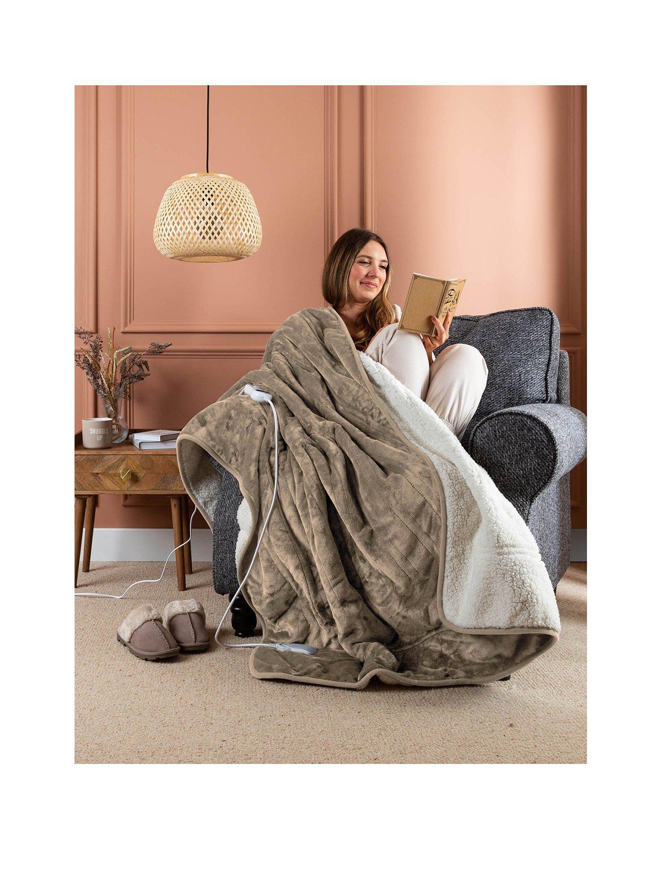 Feel perfect cosy discount sherpa fleece heated throw