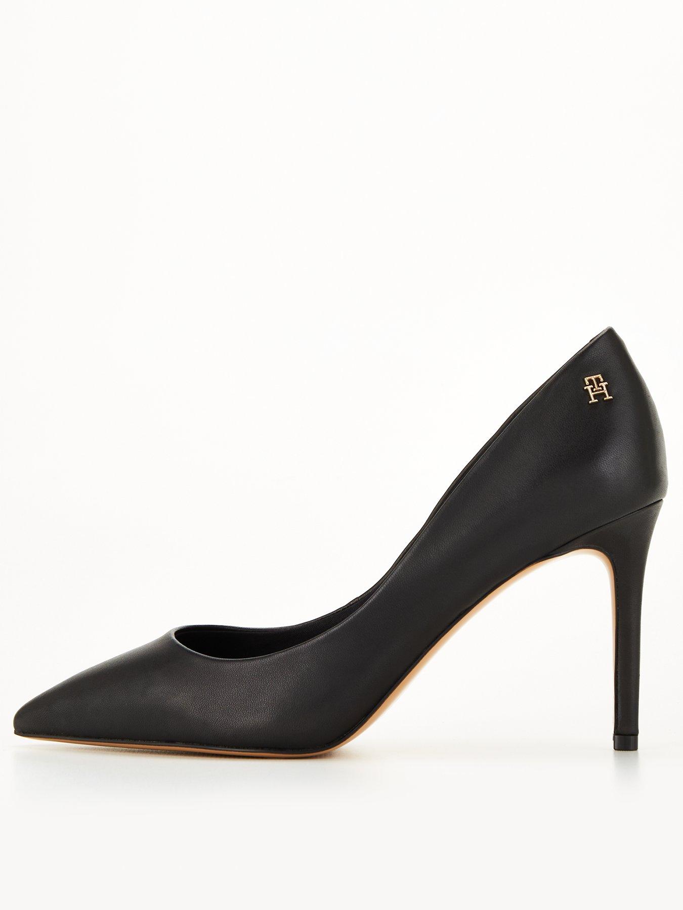 2.5 inch best sale heel pumps