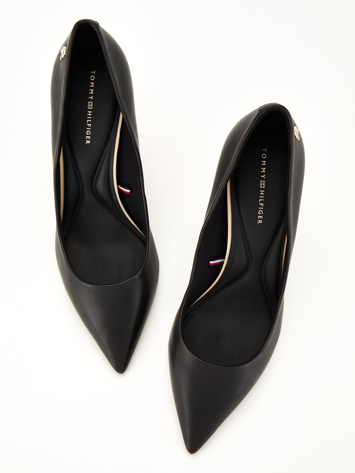 Essential Pointed Heels Black